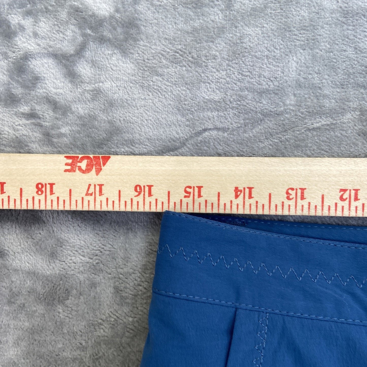 Eddie Bauer Travex Performance Mini Skirt Women's Size 2 Dark Blue Skirt