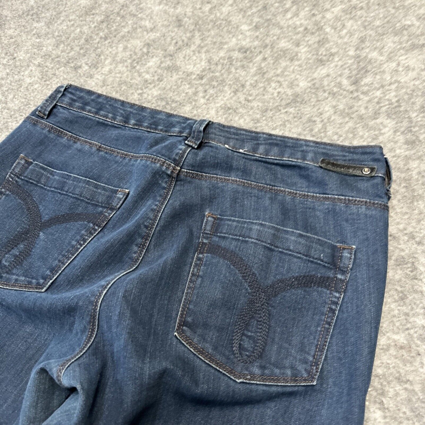 Calvin Klein Shape Women's Jeans Size 31 / 12 Blue Dark Denim