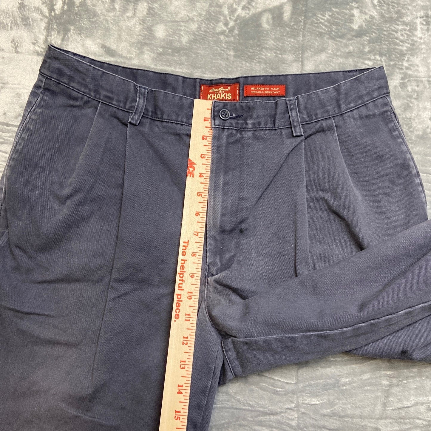 Vintage Eddie Bauer Men's Relaxed Fit Pleat Khakis Pants 36x32 Blue Pants