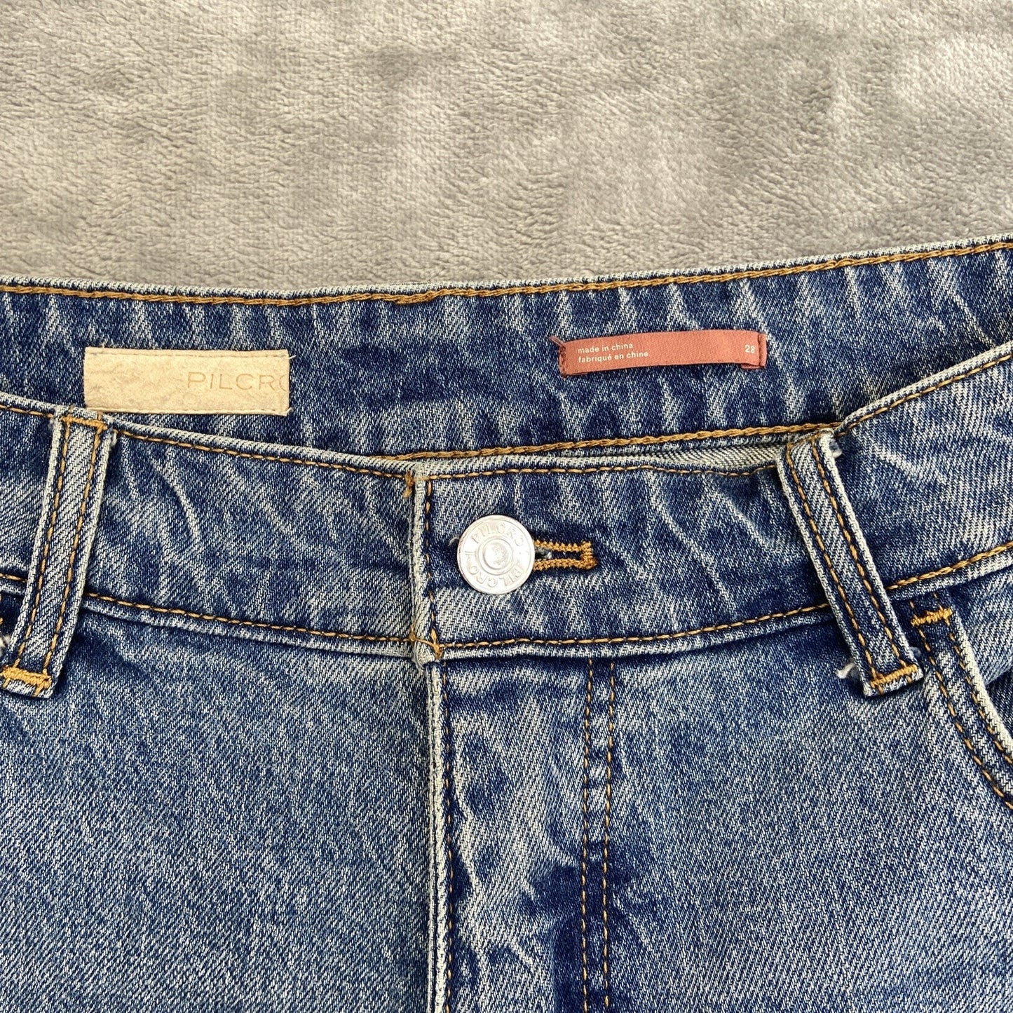Pilcro The Borrowed Patched Distressed Straight Jeans Women's 28 Blue