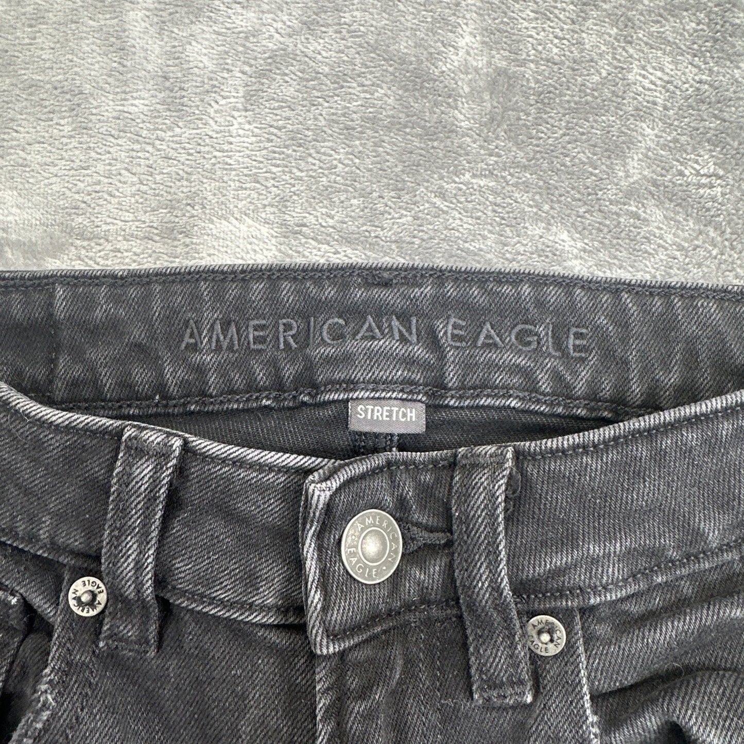American Eagle Stretch Distressed Mom Jeans Women's Size 00 R Black Denim