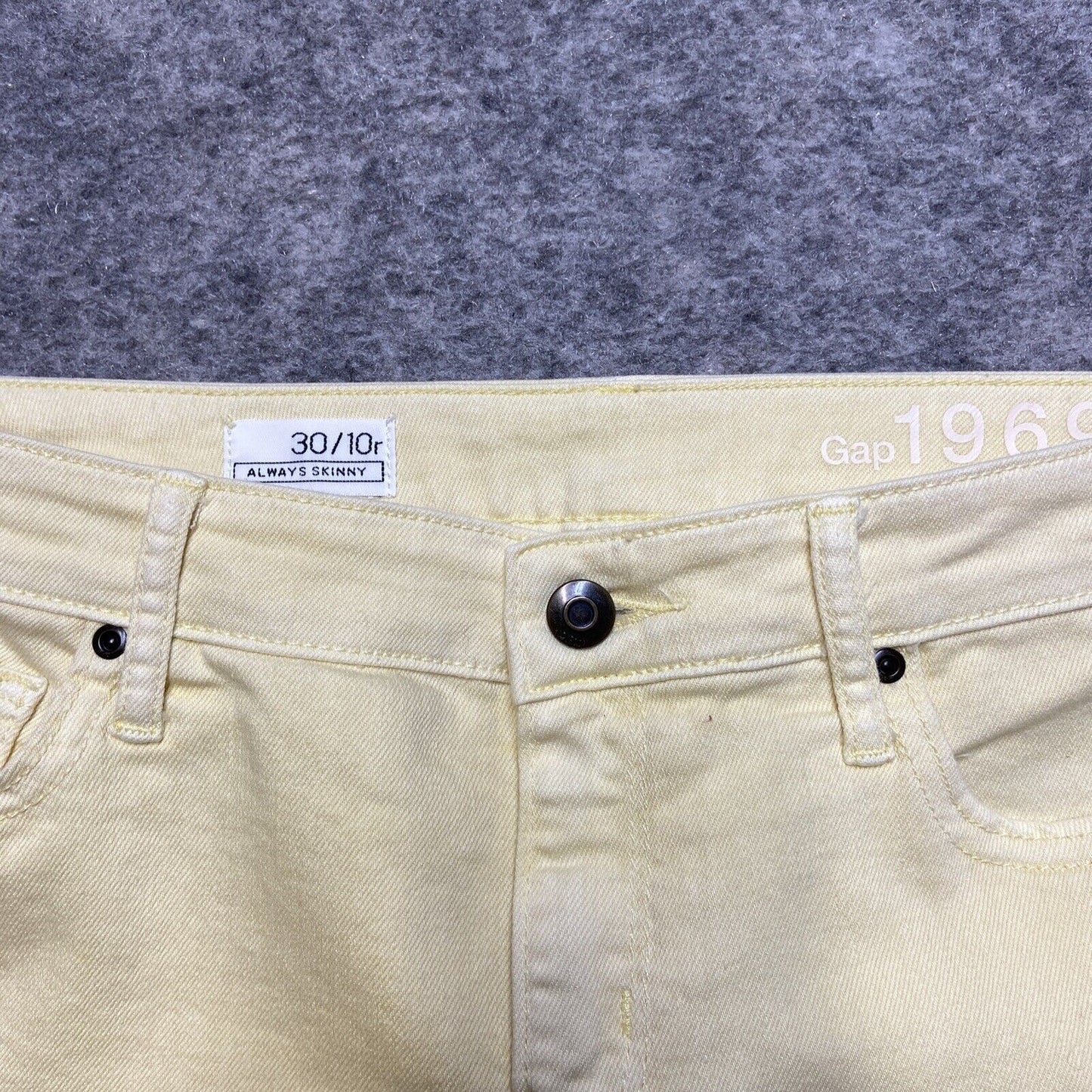 Gap 1969 Always Skinny Jeans Women's Size 30/10r Yellow Denim