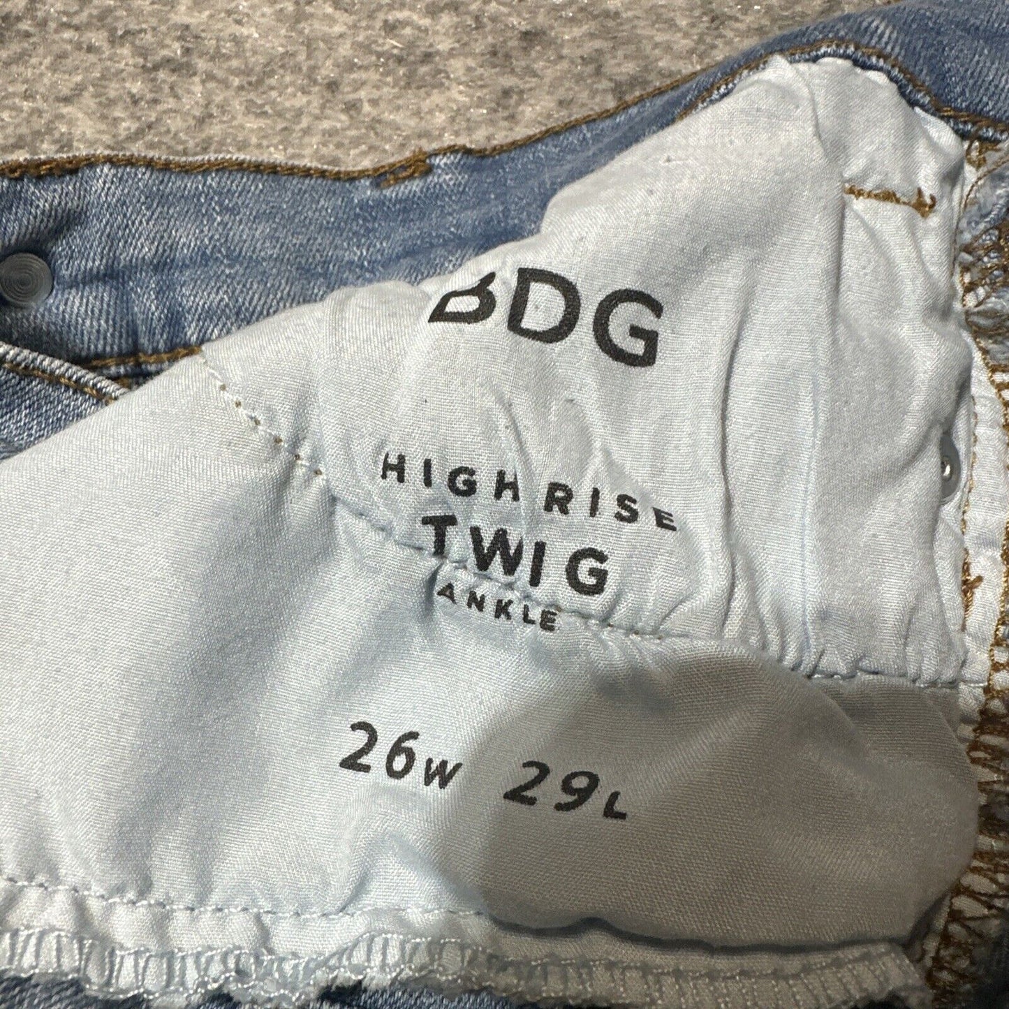 BDG High Rise Twig Ankle Jeans Women's Size 26x29 Blue Light Wash Denim Stretch