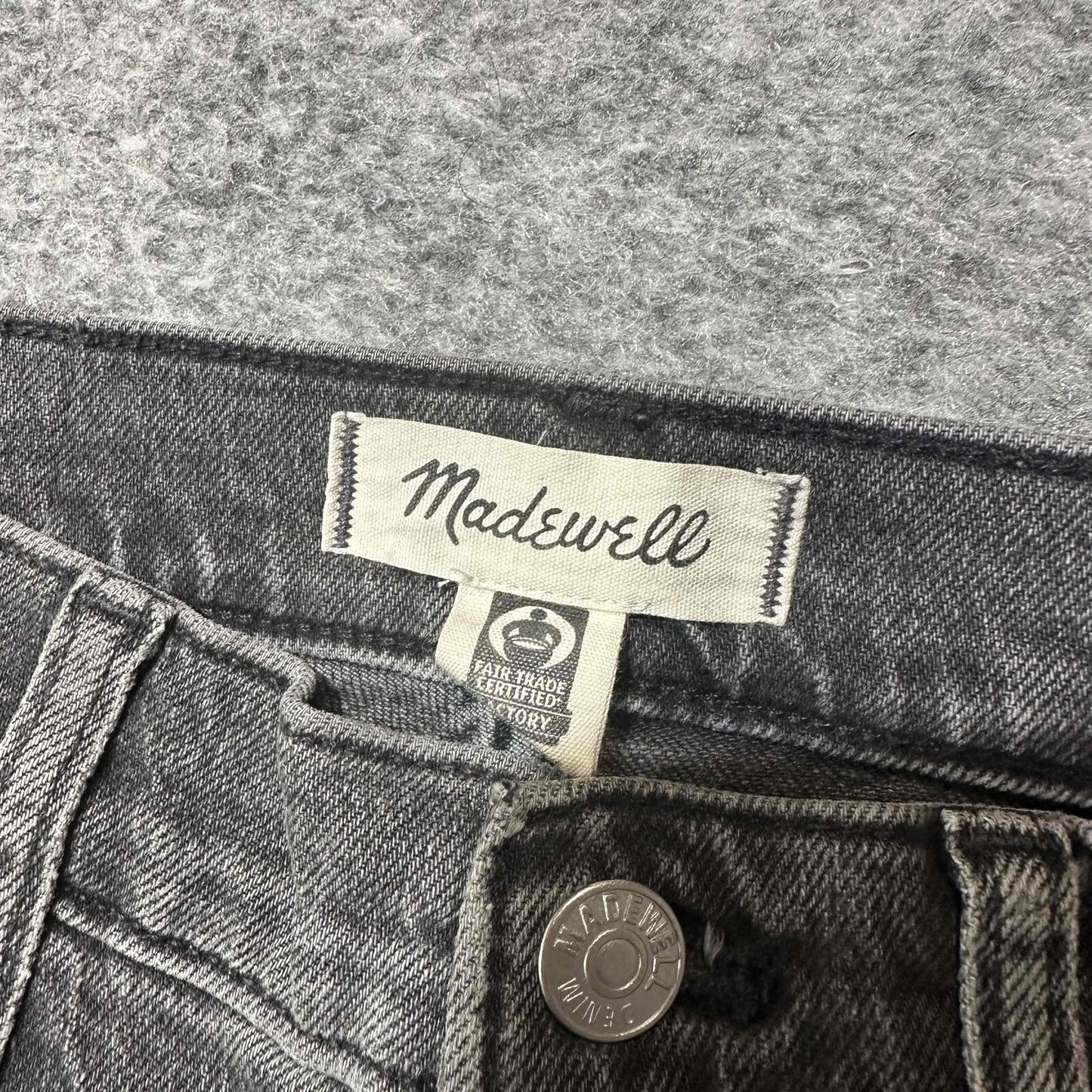 Madewell The Perfect Vintage Womens Distressed Jeans Size 24 Black Dark Denim