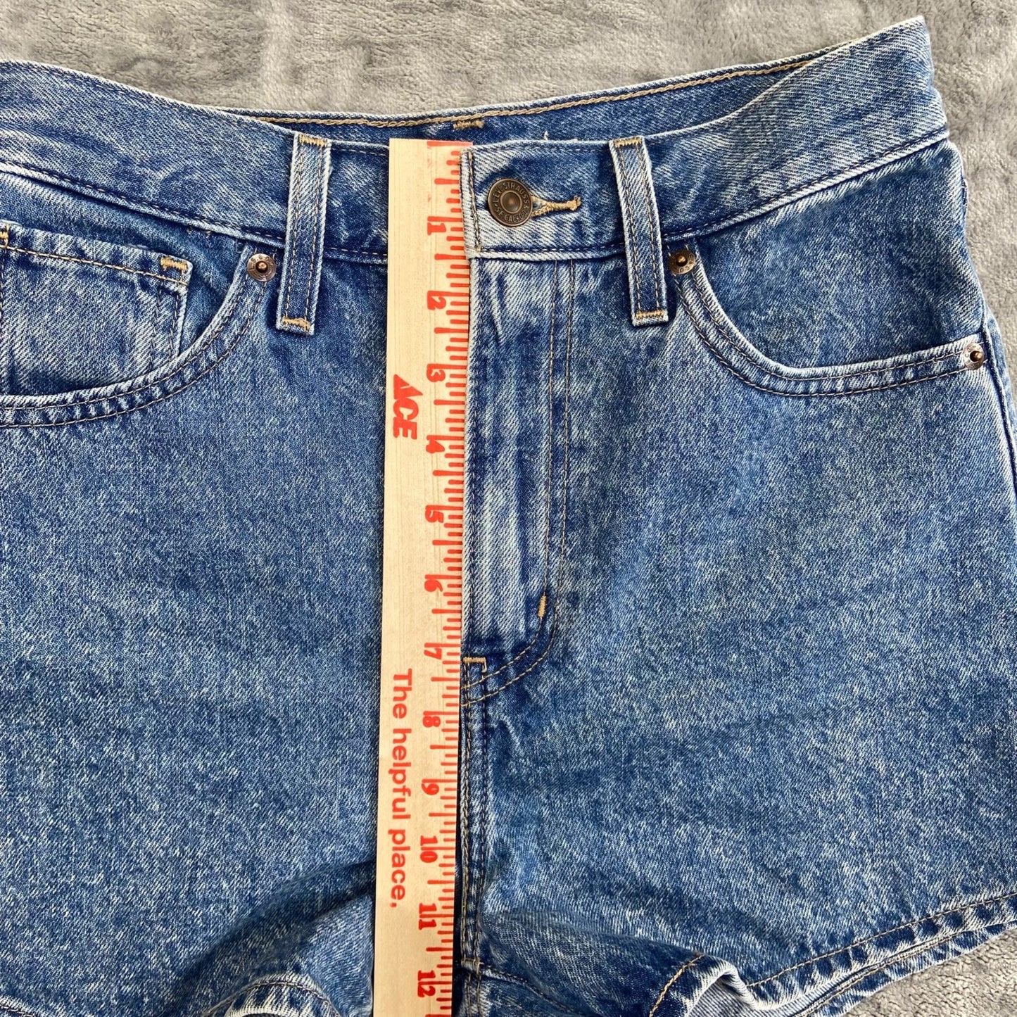 New Levi's High Waisted Mom Shorts Women's Size 24 Blue Denim Medium Wash
