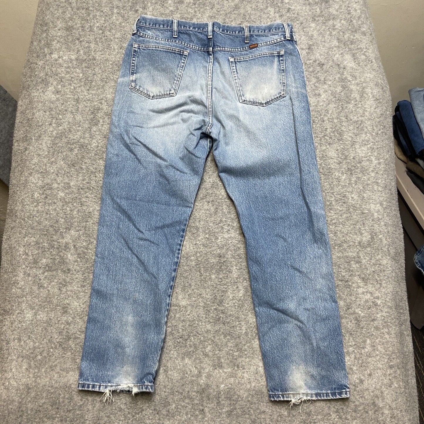 Wholesale Lot of 4 Rustler Grade A / B Work Jeans Size 40x32 Blue Black
