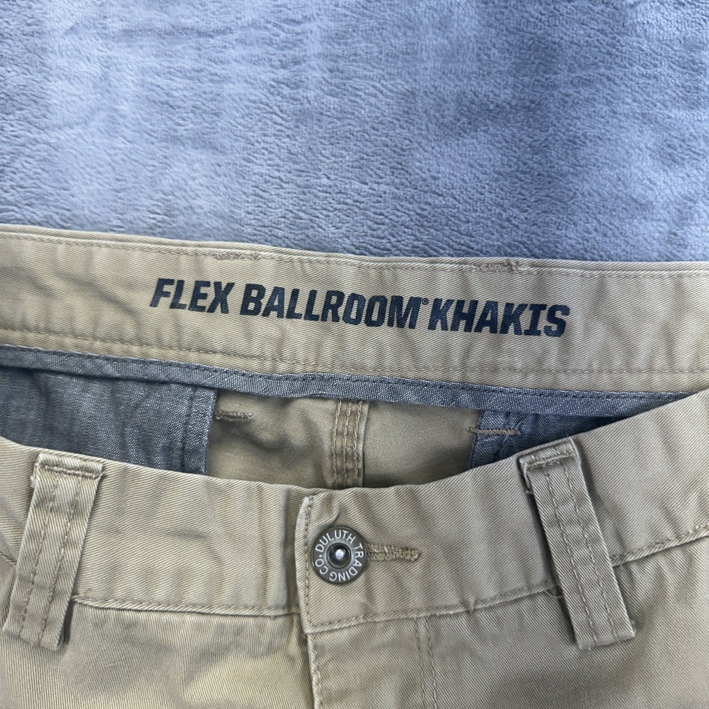 Duluth Flex Ballroom Khakis Pants Men's Size 40x30 Tan Khaki