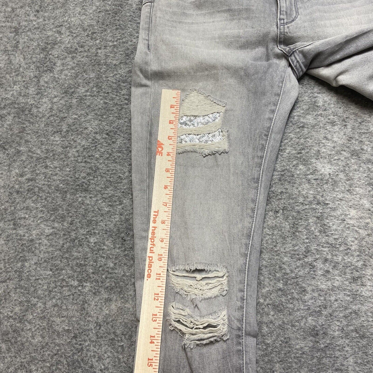 Juicy Couture Distressed Skinny Jeans Women's Size 28 Gray Sequin Embellished