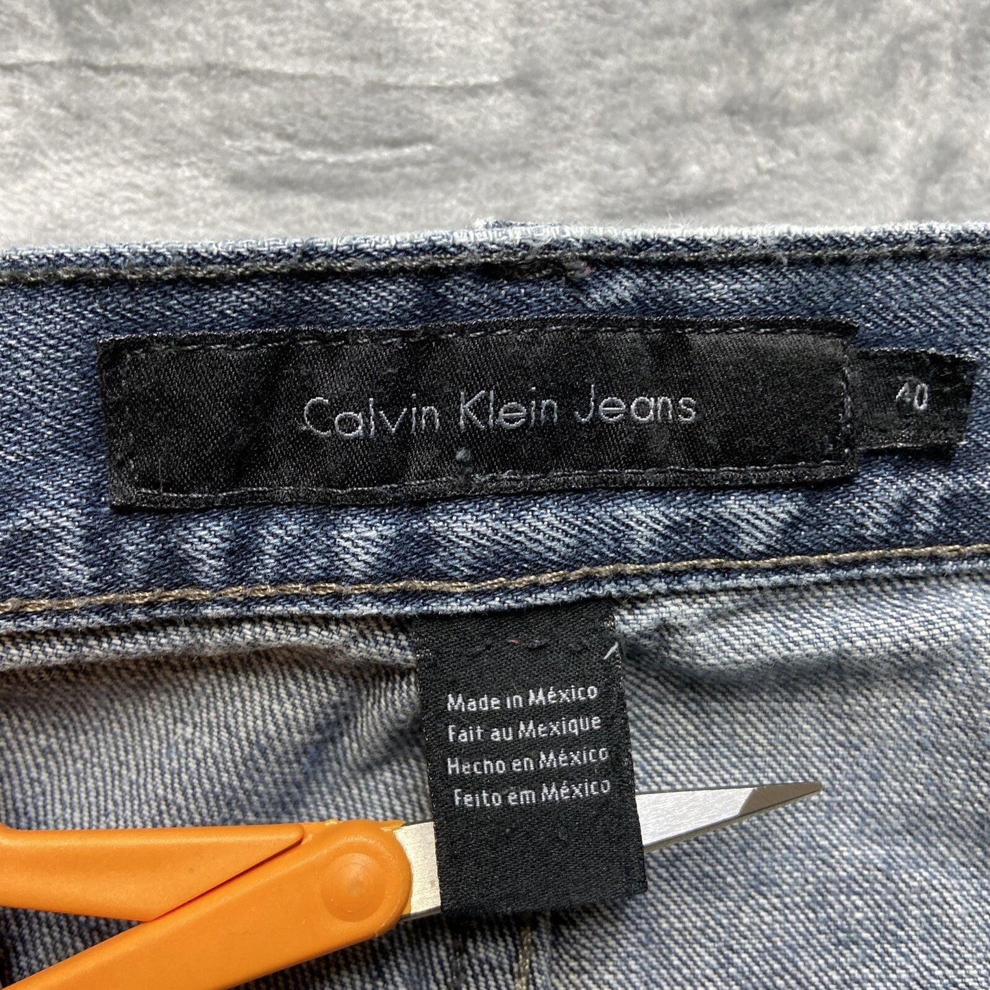 Vintage Calvin Klein Relaxed Straight Jeans Men’s Size 40 Blue Denim Dark