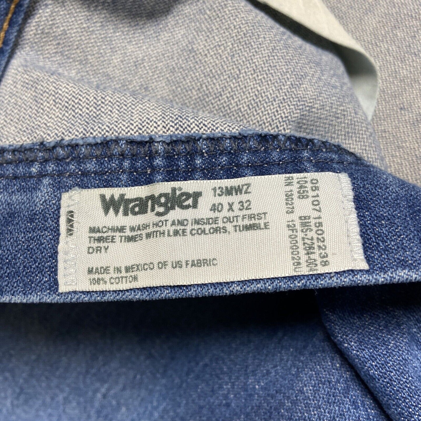 Wrangler 13MWZ Cowboy Cut Jeans Men's Size 40x32 Medium Wash Western