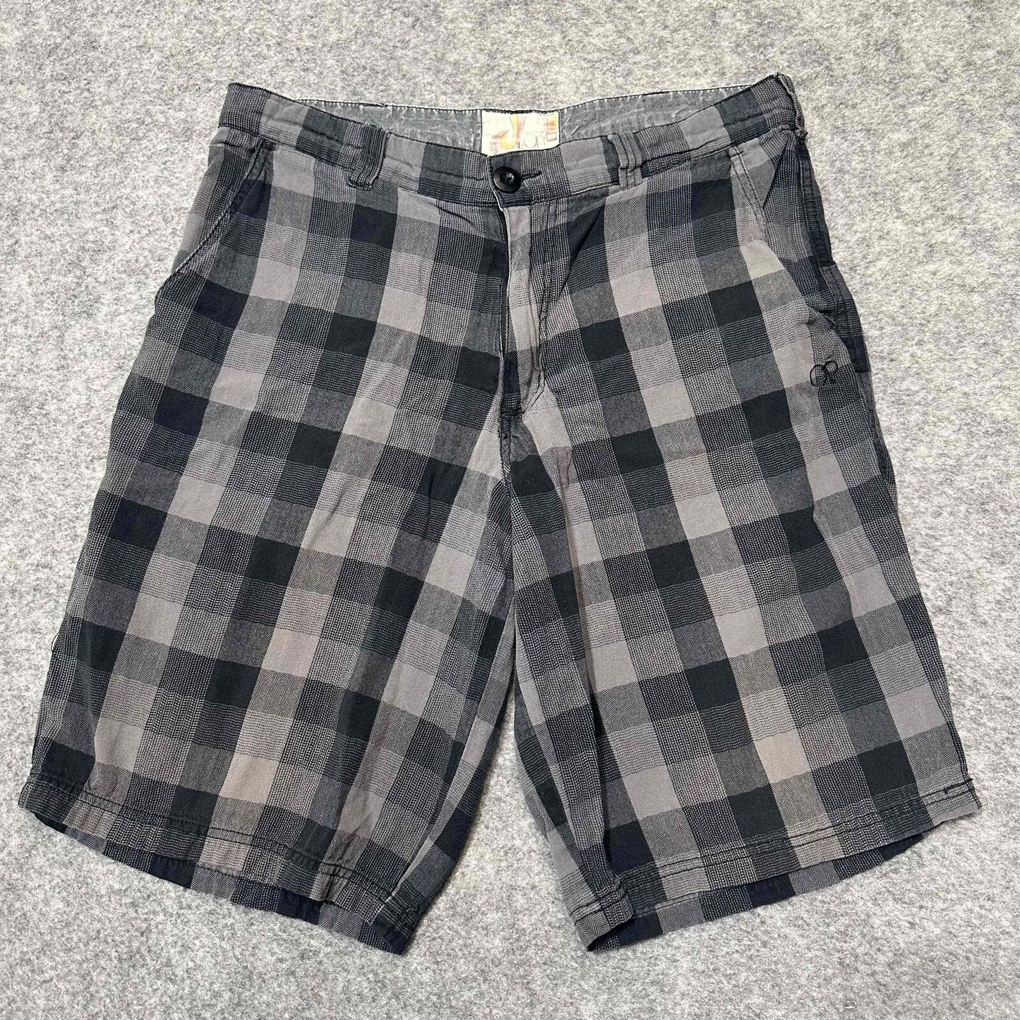 Op Ocean Pacific Men's Button Zip Closure Plaid Shorts Size 32 Black Gray Dark