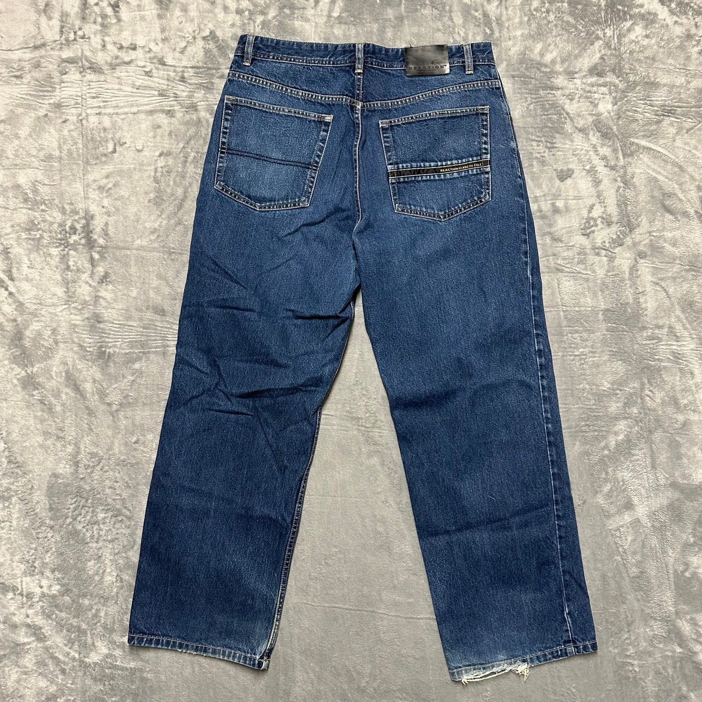Vintage Reaction Kenneth Cole Straight Jeans Men’s Size 36x30 Dark Blue Denim