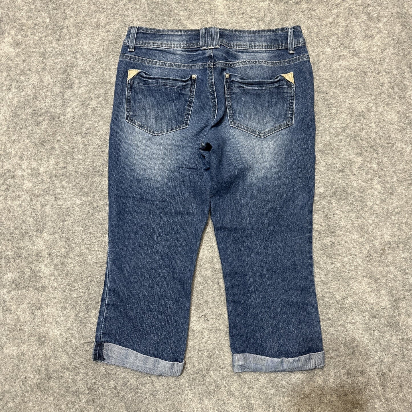 LEI Ashley Low Rise Women's Distressed Capri Jeans Size 9 Reg Blue Dark Denim