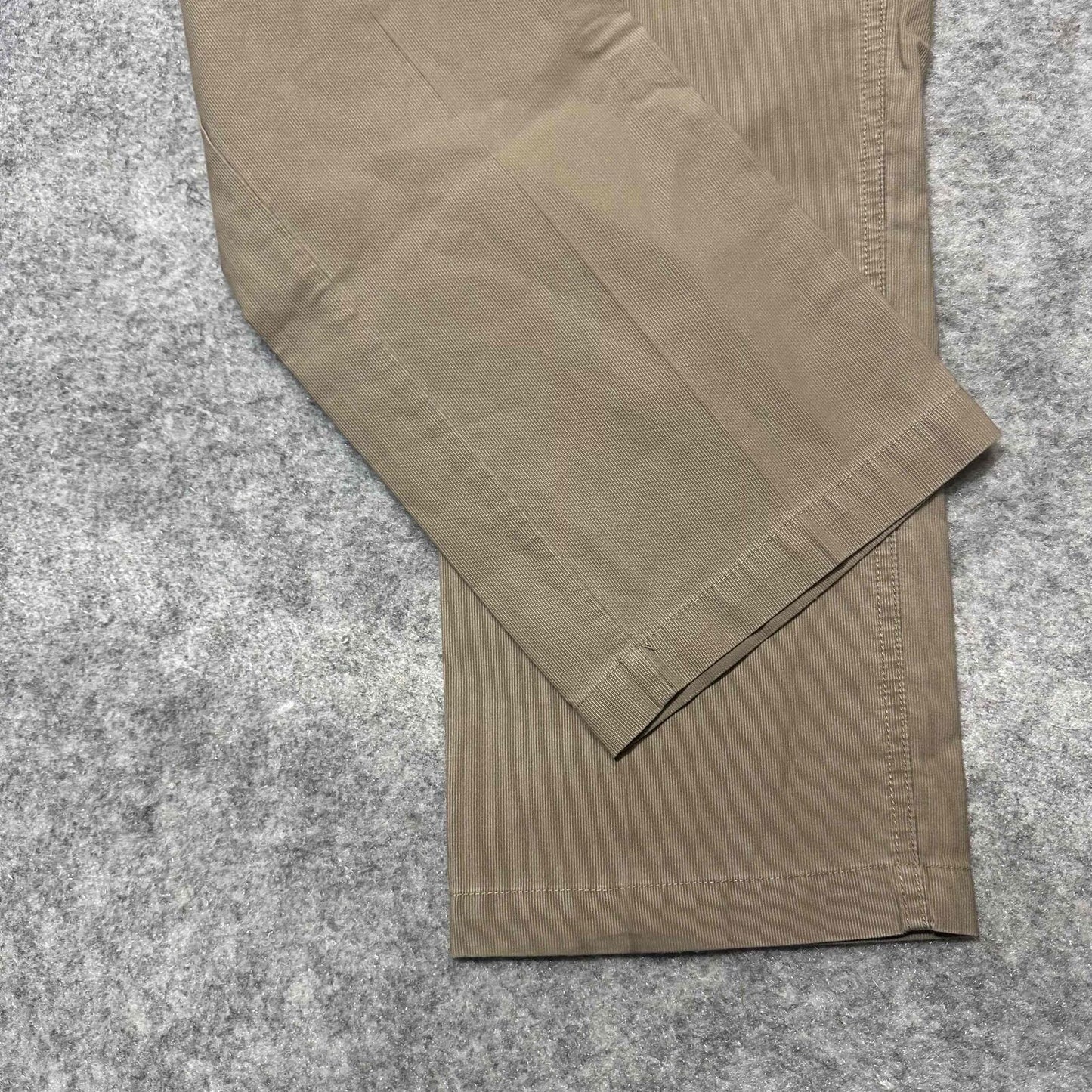 Calvin Klein Men's Chino Trousers Size 30x30 Brown Khaki Medium Wash Pants