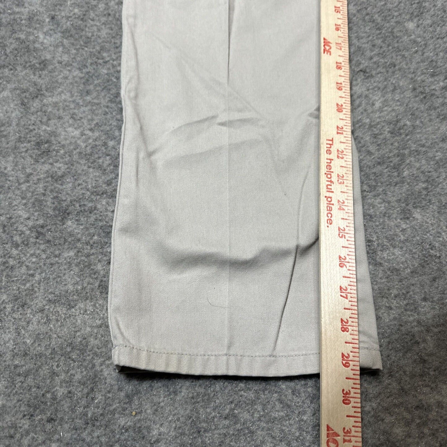 Timber Creek By Wrangler 69901PT Men's Straight Pleated Chino Pants Size 33x30