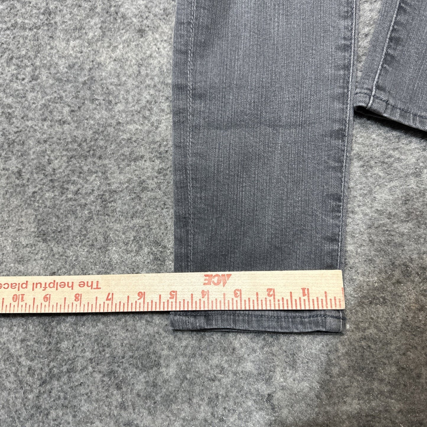 AG Adriano Goldschmied The Stevie Ankle Women’s Straight Leg Jeans Size 26R Gray