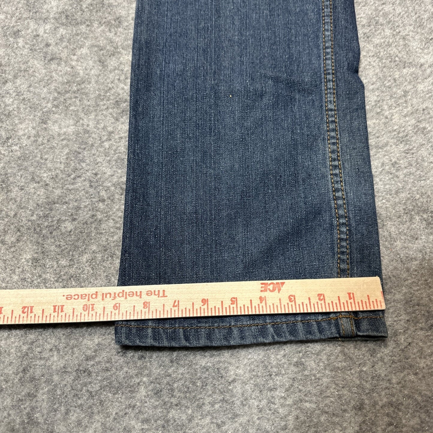 Marc Ecko Men's Straight Jeans Size 38x30 Blue Medium Wash Denim