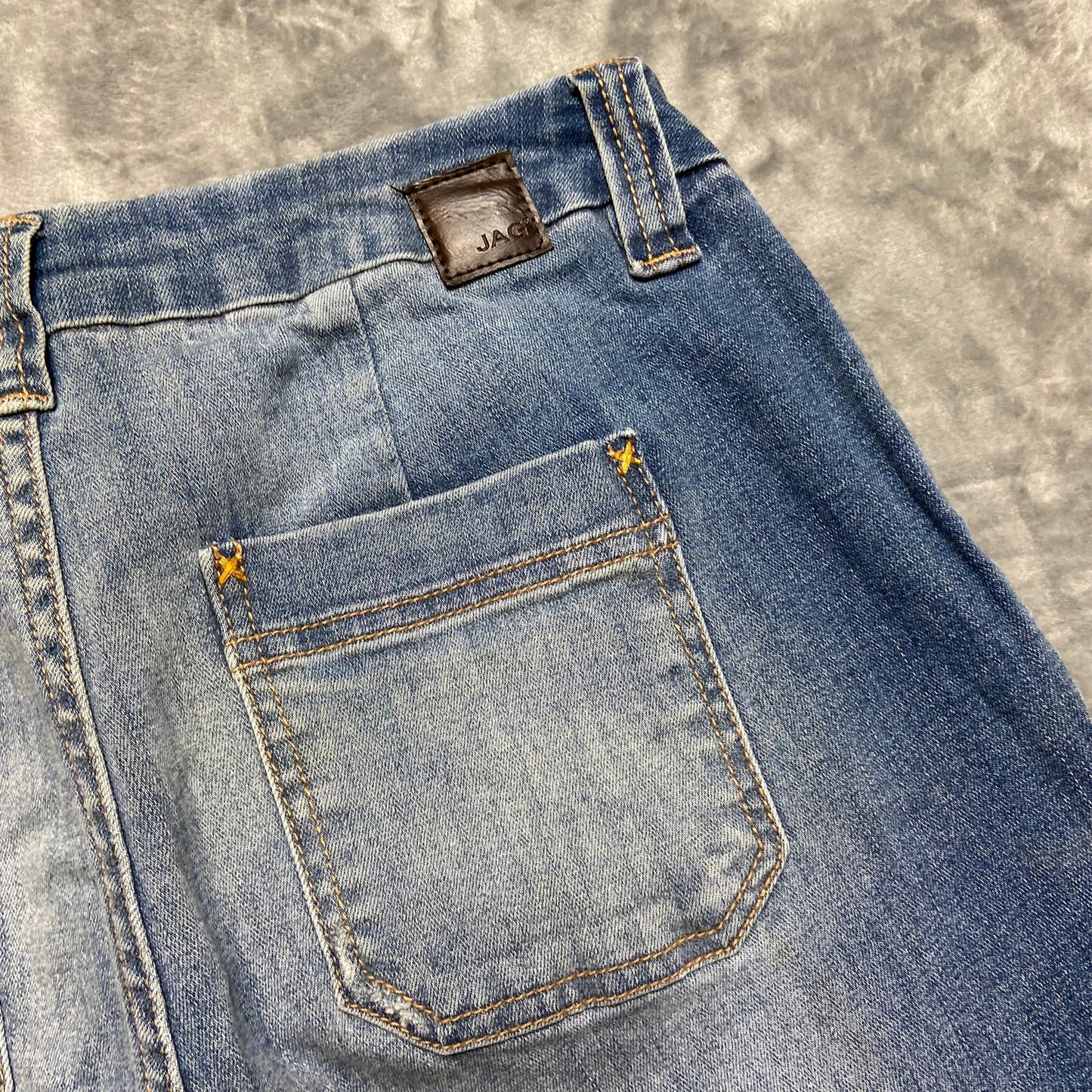 Jag Jeans High Rise Flare Jeans Women's Size 8 Blue Denim Medium Wash Distressed