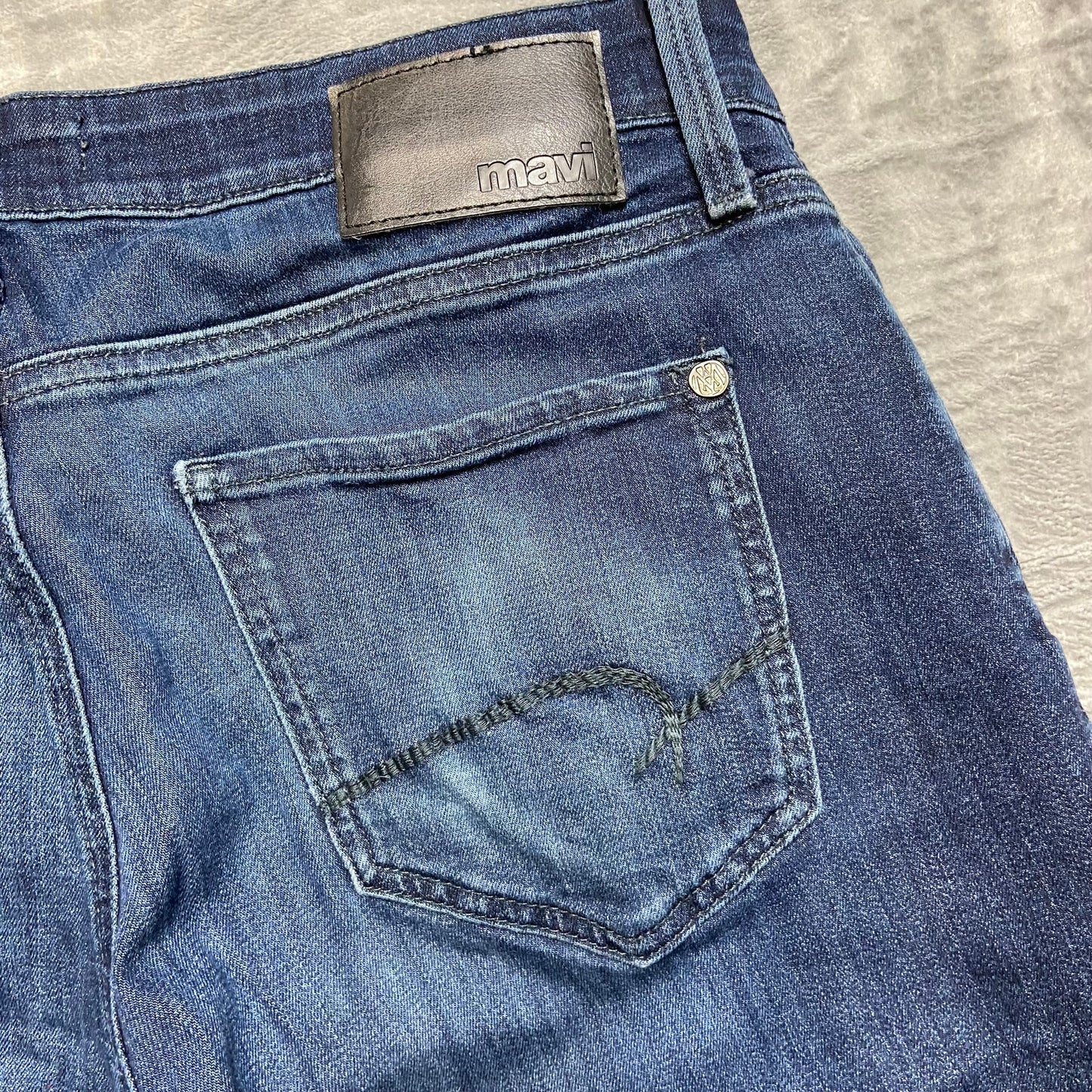 Mavi Marcus Slim Straight Leg Jeans Men's Size 32 Blue Denim Med Wash EUC