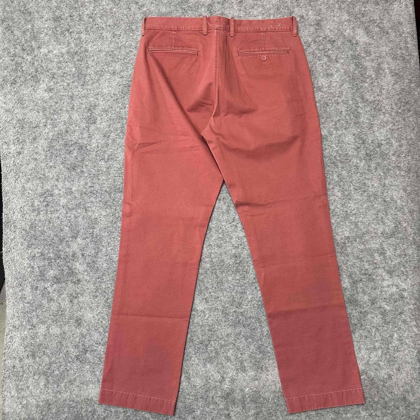 J.Crew Men's Flat Front Straight Chino Pants Size 33x32 Red