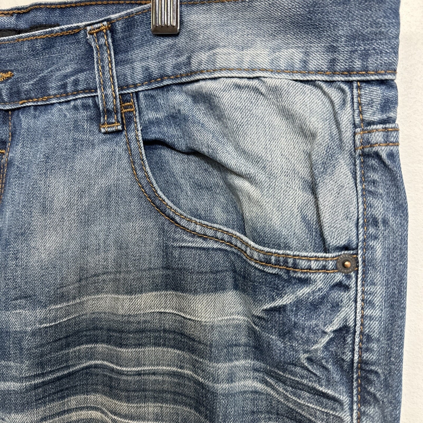 Rocawear Jeans Men's 38x30 Blue Denim Straight Leg Y2K Classic Fit Distressed