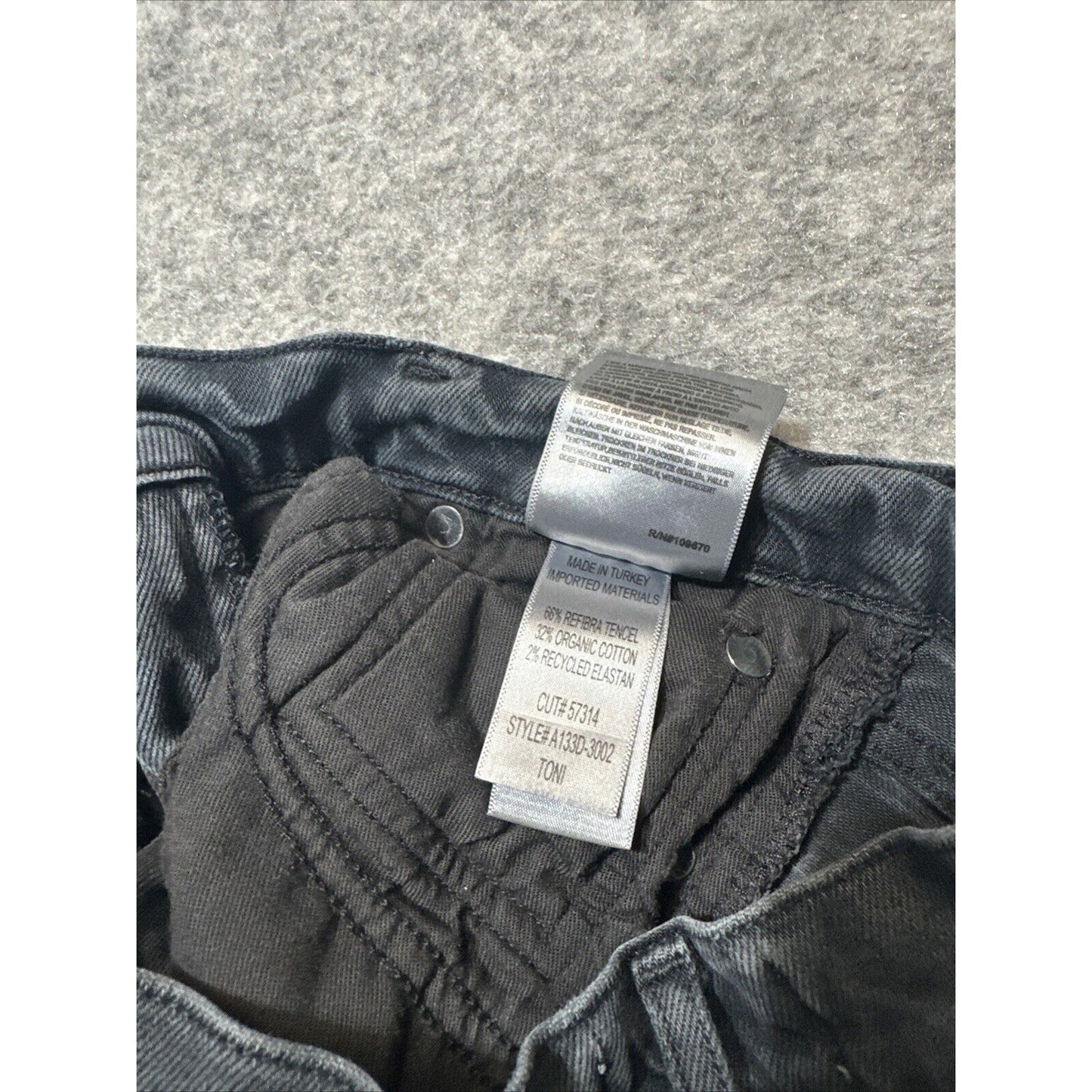 Agolde Women's Skinny Jeans Size 25 Black Dark Wash Denim