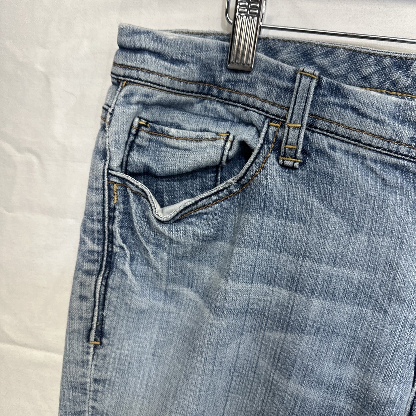 Seven7 Cropped Jeans Women’s Size 31 Blue Light Wash Stretch Denim