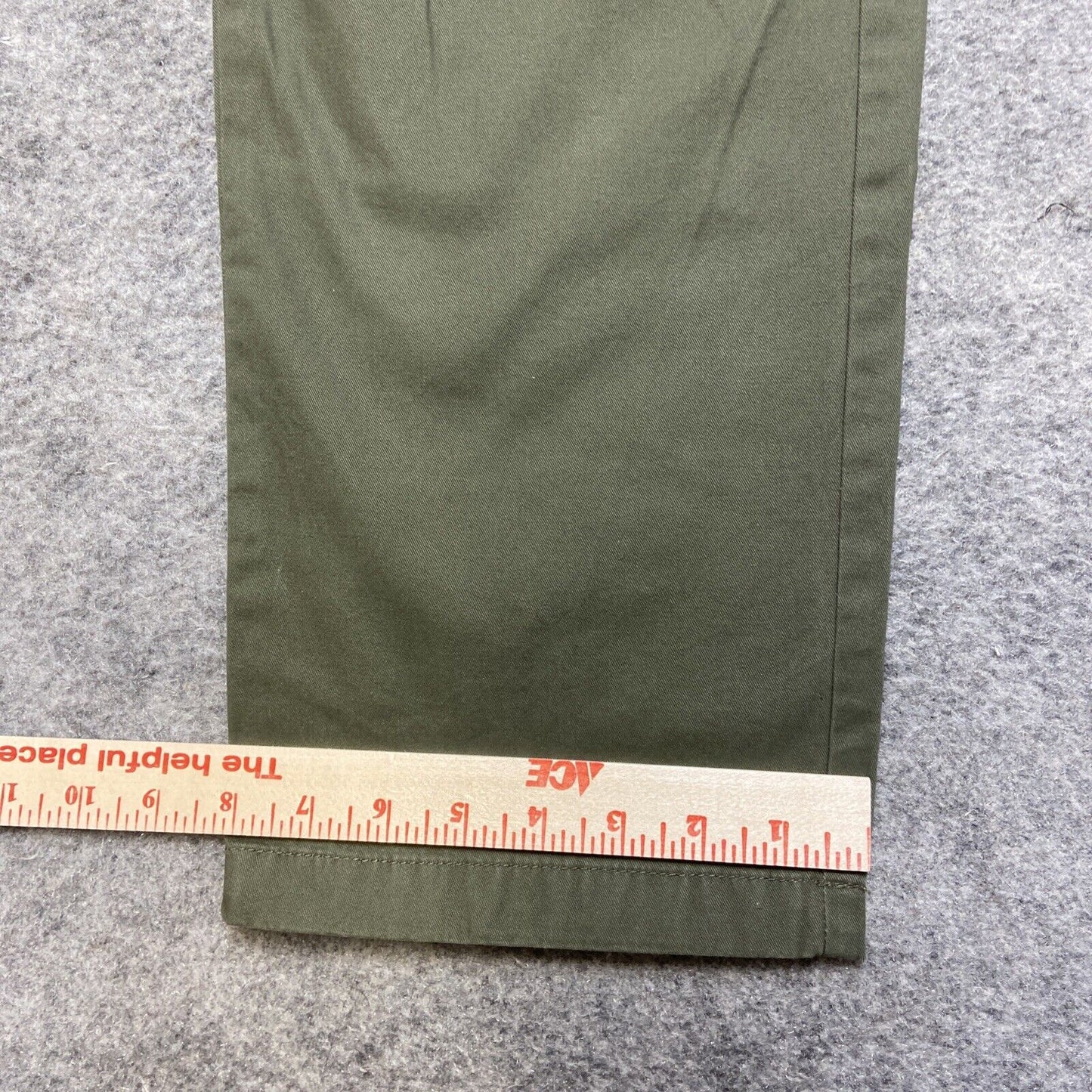 Tommy Hilfiger Chino Pants Men's Size 36x30 Green Pants