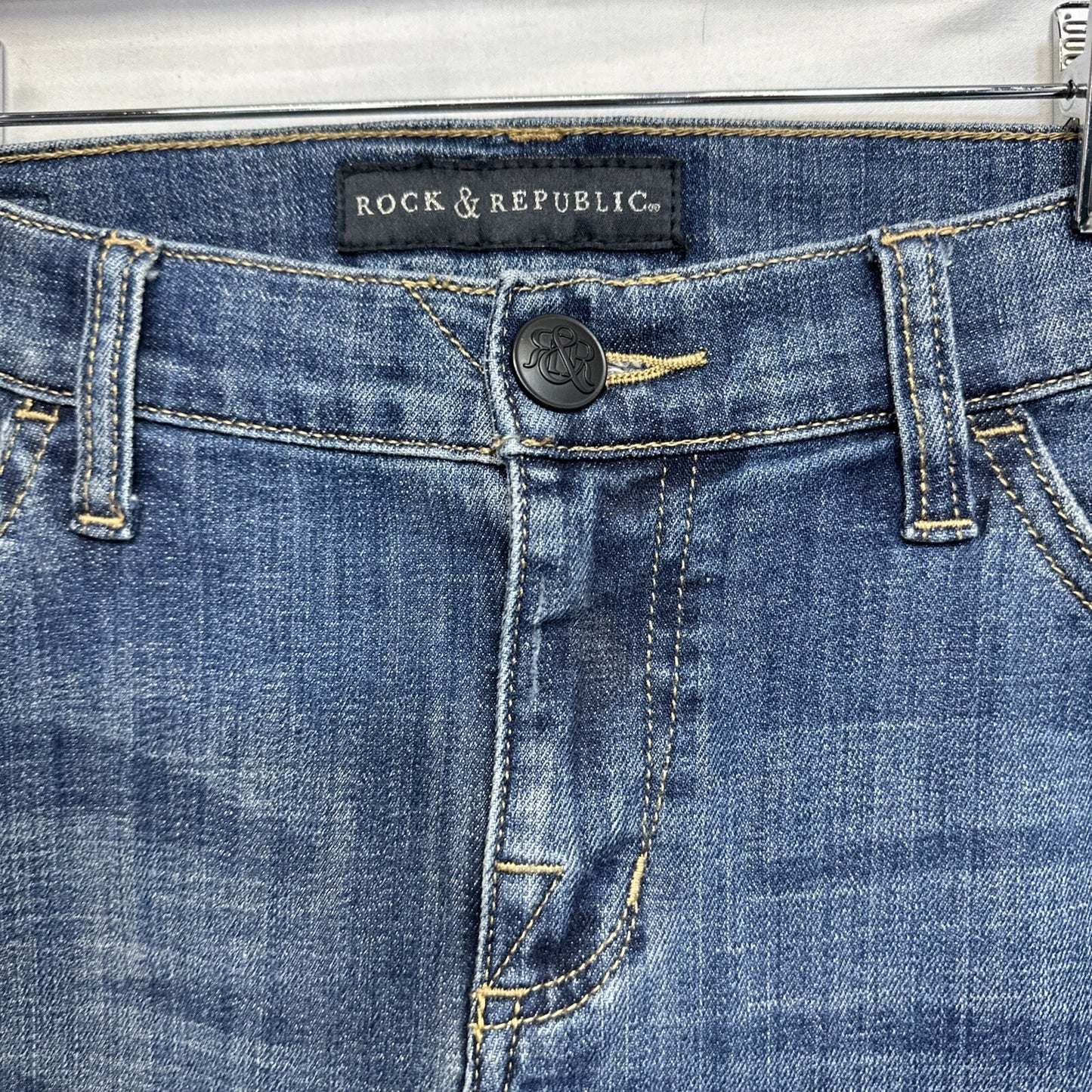 Rock & Republic Berlin Jeans Women's Size 12M Blue Medium Wash Embroidered Denim