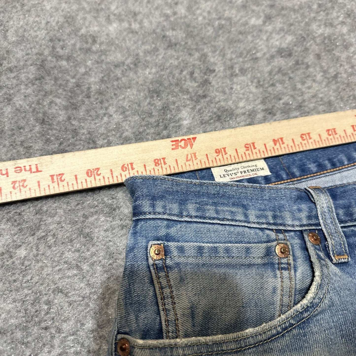 Levi's 501XX Original Fit Men's Straight Work Jeans Size 36x32 Blue Light Denim
