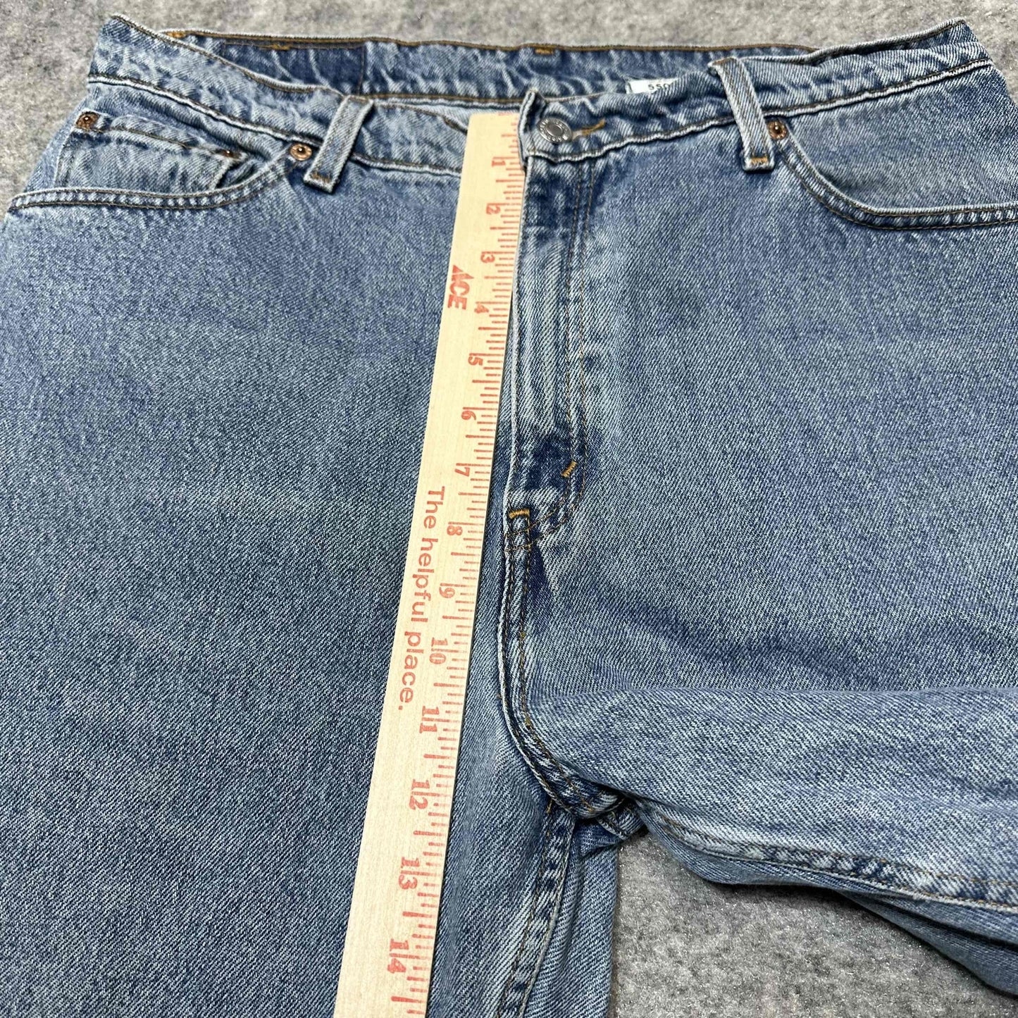 Vintage Levis 550 Women's Relaxed Fit Tapered Leg Jeans Size 16 WM Blue Denim