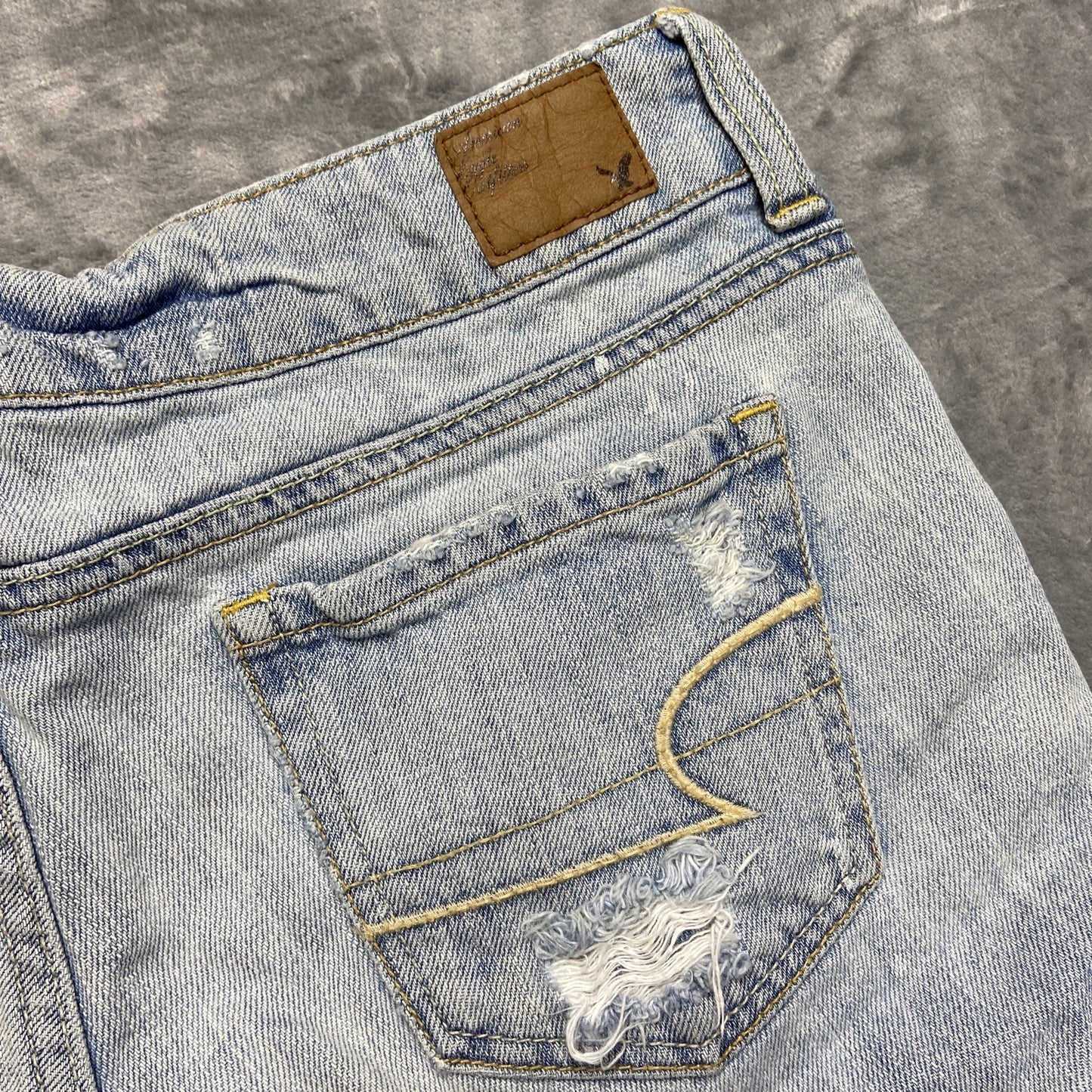 American Eagle Heavy Distressed Cut Off Jean Shorts Women's Size 4 Blue