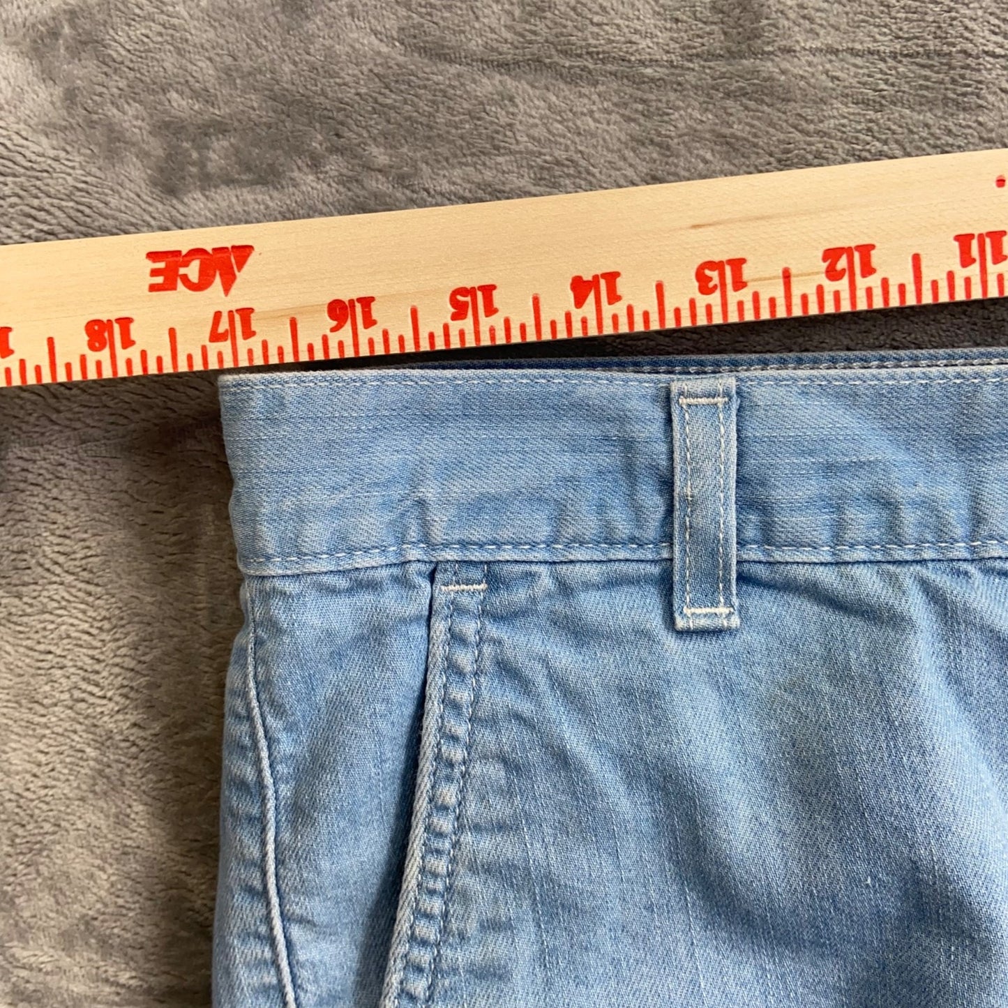 Levi's Men's Denim Shorts Size 30 Light Blue 100% Cotton Casual