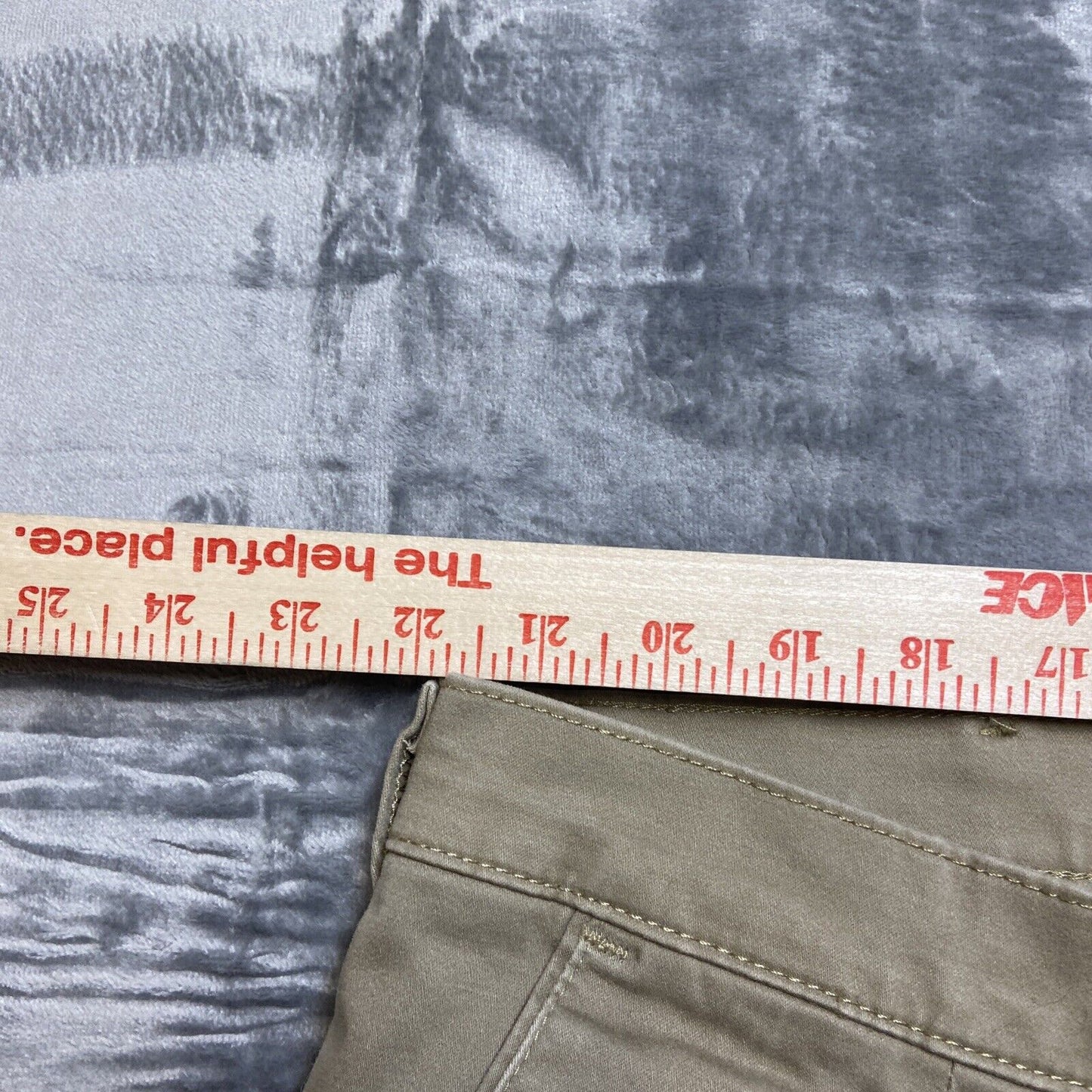 Wrangler Pleated Chino Pants Men's Size 44x32 Brown