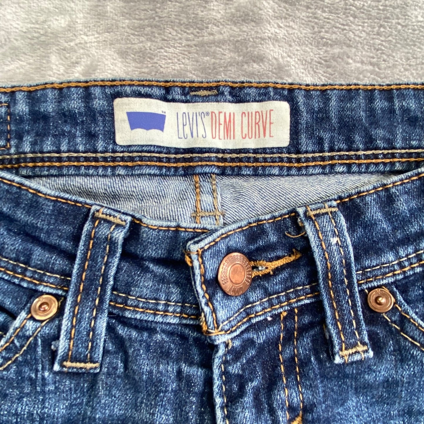 Levi's Demi Curve Bootcut Jeans Women's Size 6M Dark Blue Denim