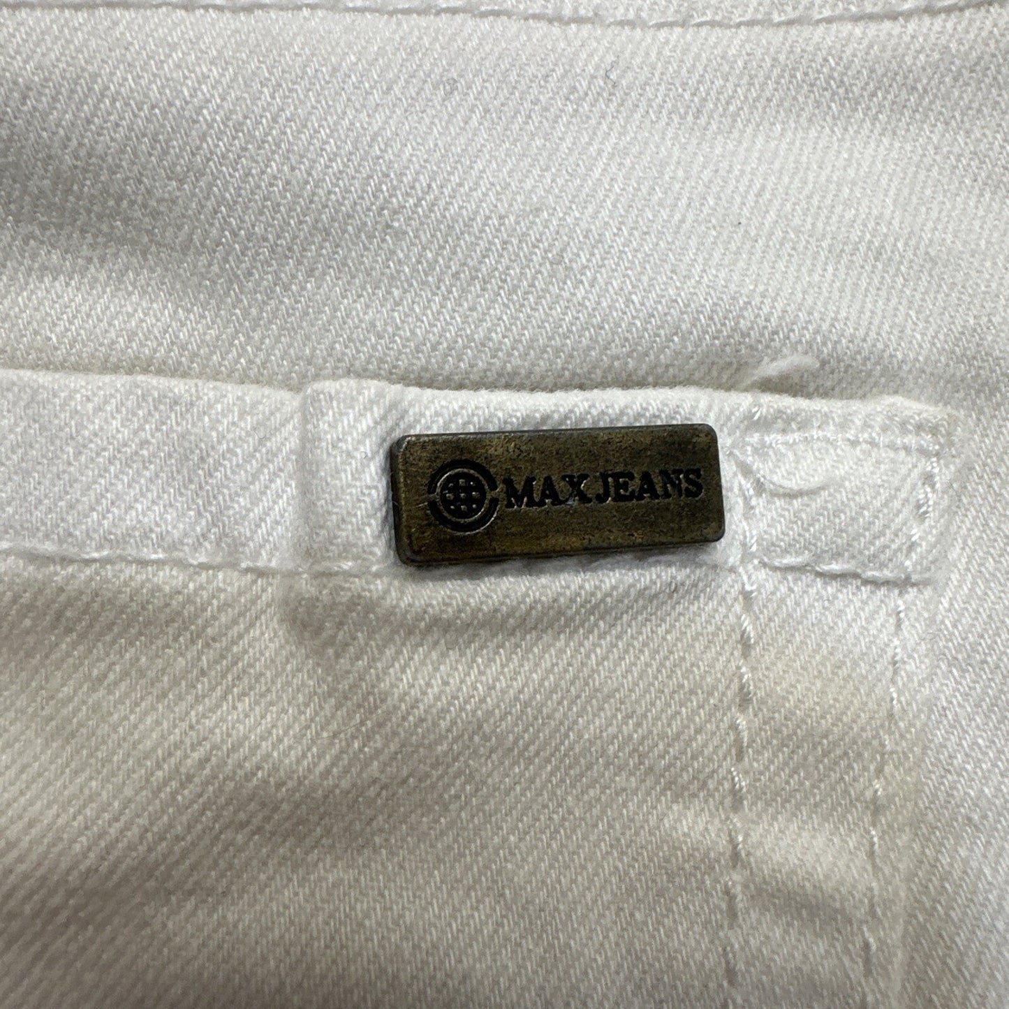 Max Jeans Women's Size 12 White Crop Denim Mid Rise Cuffed Stretch Jeans