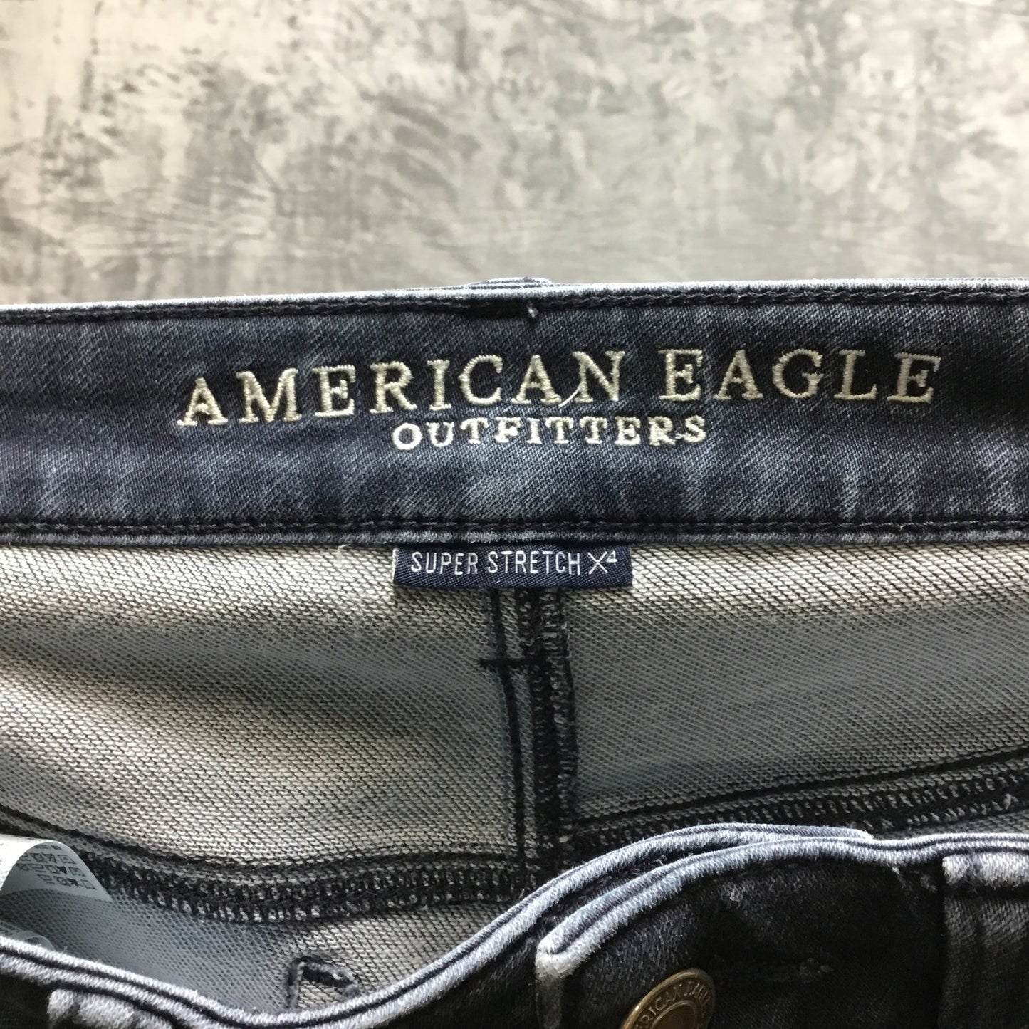 American Eagle Distressed Super Stretch x4 Hi-Rise Jegging Women's Size 2 Black