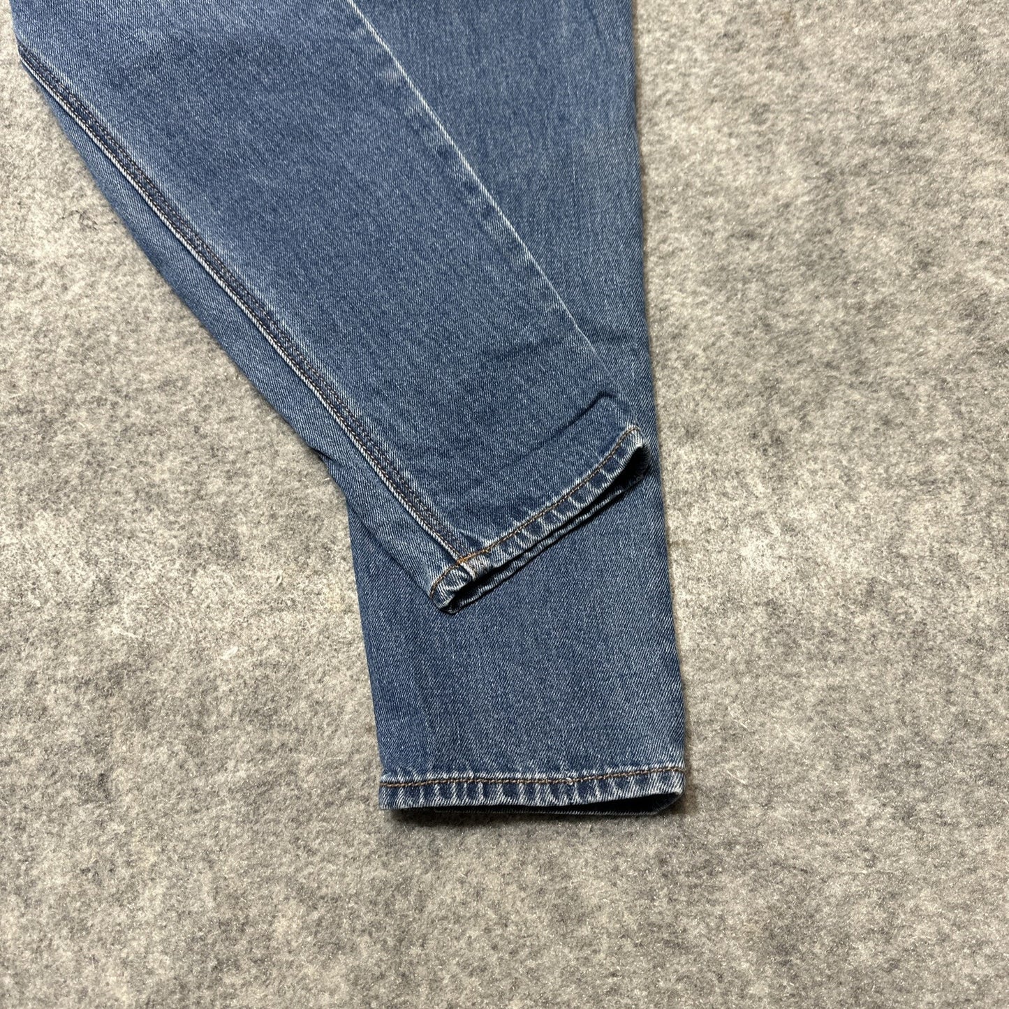 American Eagle Mom Jean Women's Jeans Size 2 Blue Medium Wash Denim