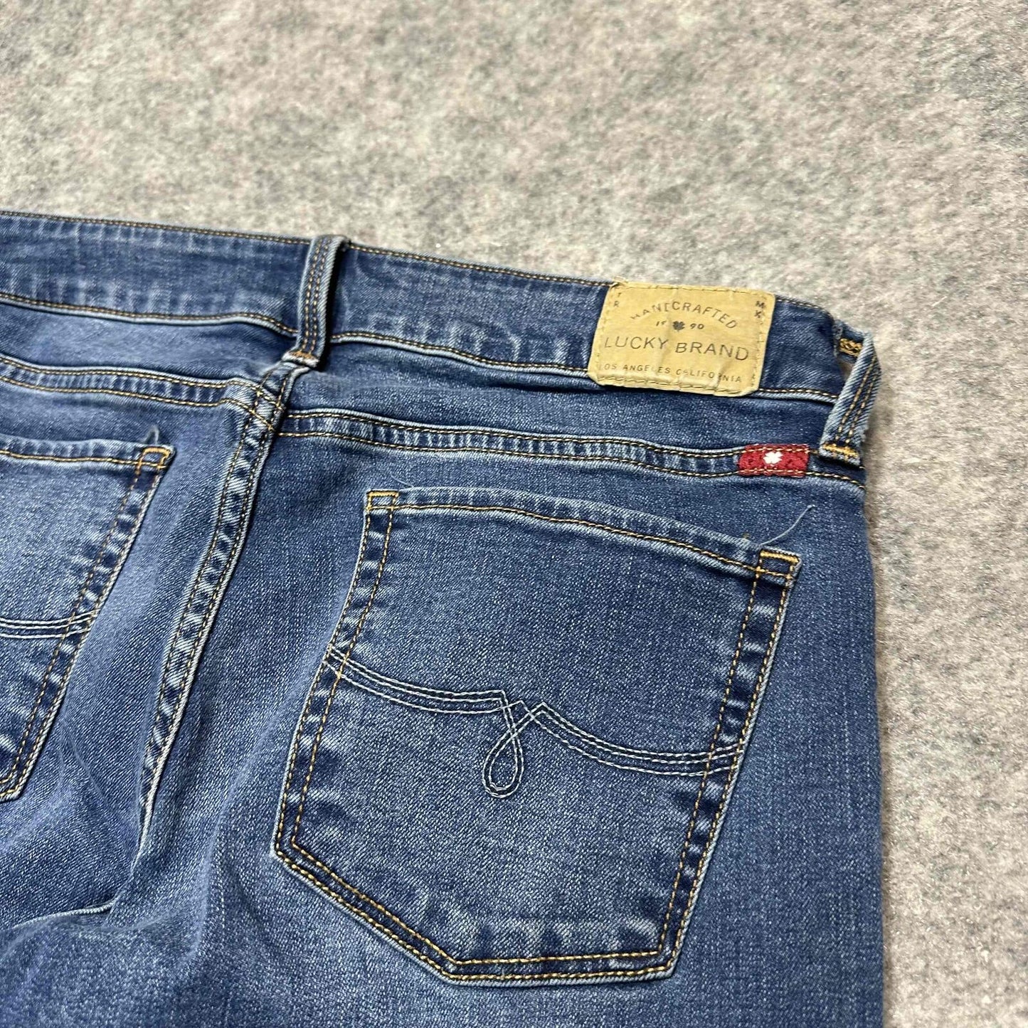 Lucky Brand Women's Leyla Skinny Distressed Jeans Size 26 Blue Dark Wash Denim