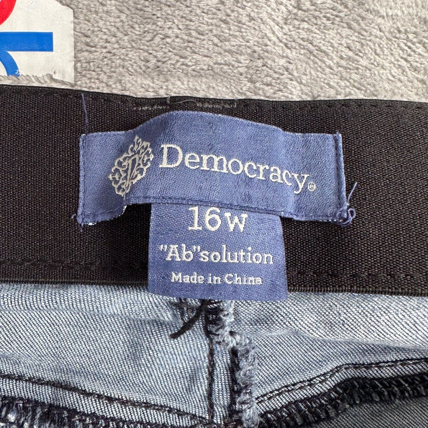 Democracy Ab Solution Straight Leg Jeans Women's Size 16W Blue Distressed