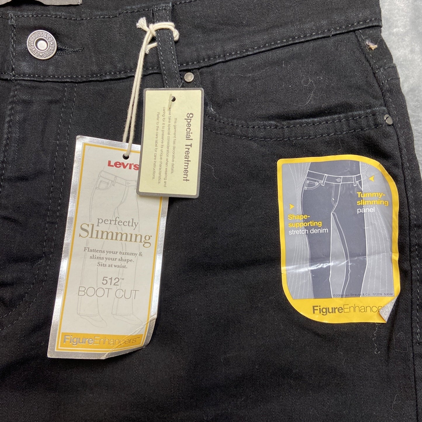 New Levi’s 512 Bootcut Perfectly Slimming Embroidered Jeans Women’s 14 S Black