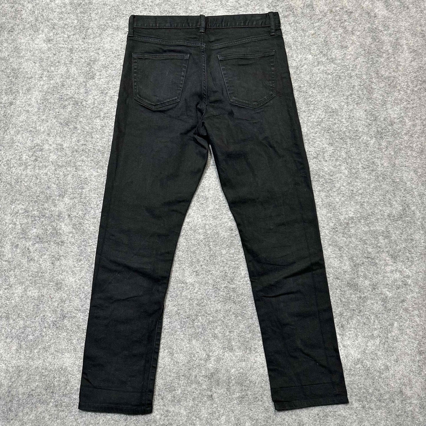 Uniqlo Jeans Men's Straight Button Fly Jeans Size 30x34 Black Dark Wash Denim