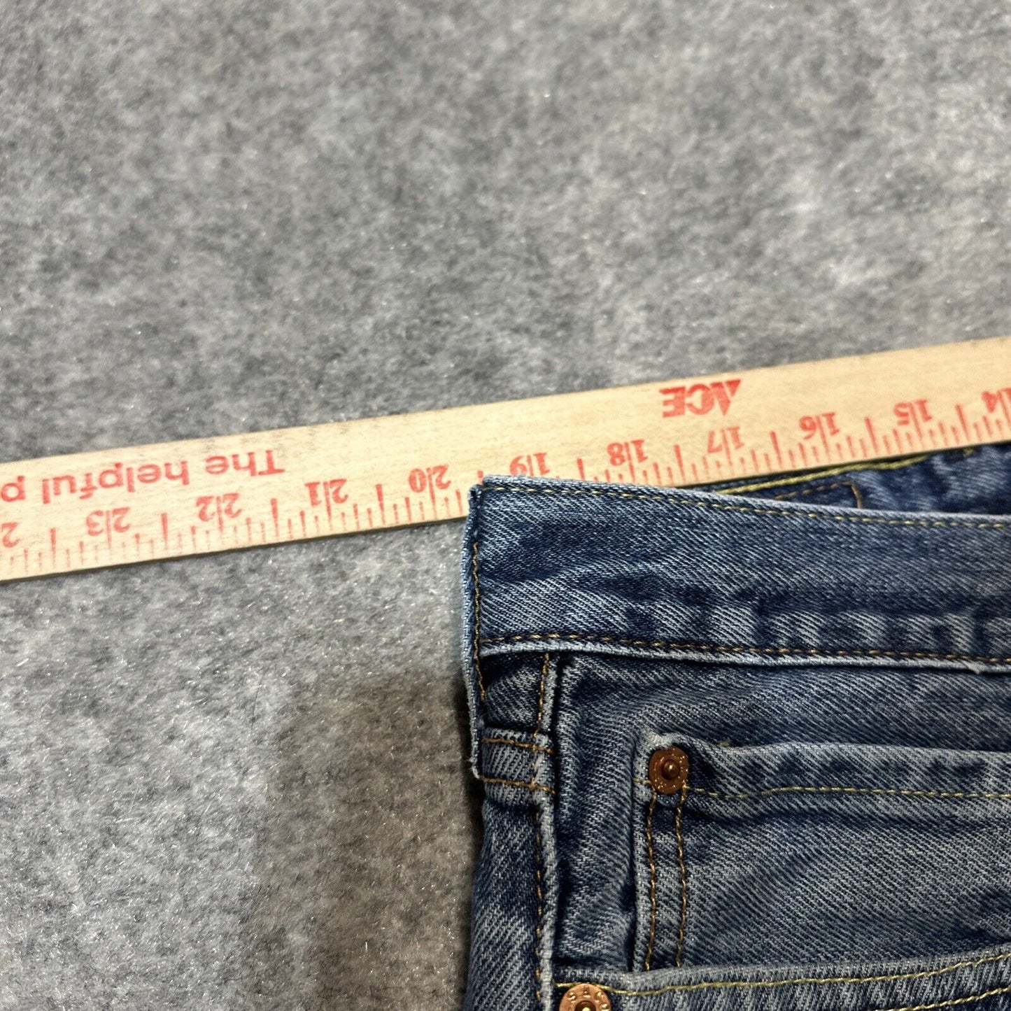 Levi's 505 Regular Fit Men's Straight Jeans Size 40x29 Blue Medium Wash Denim