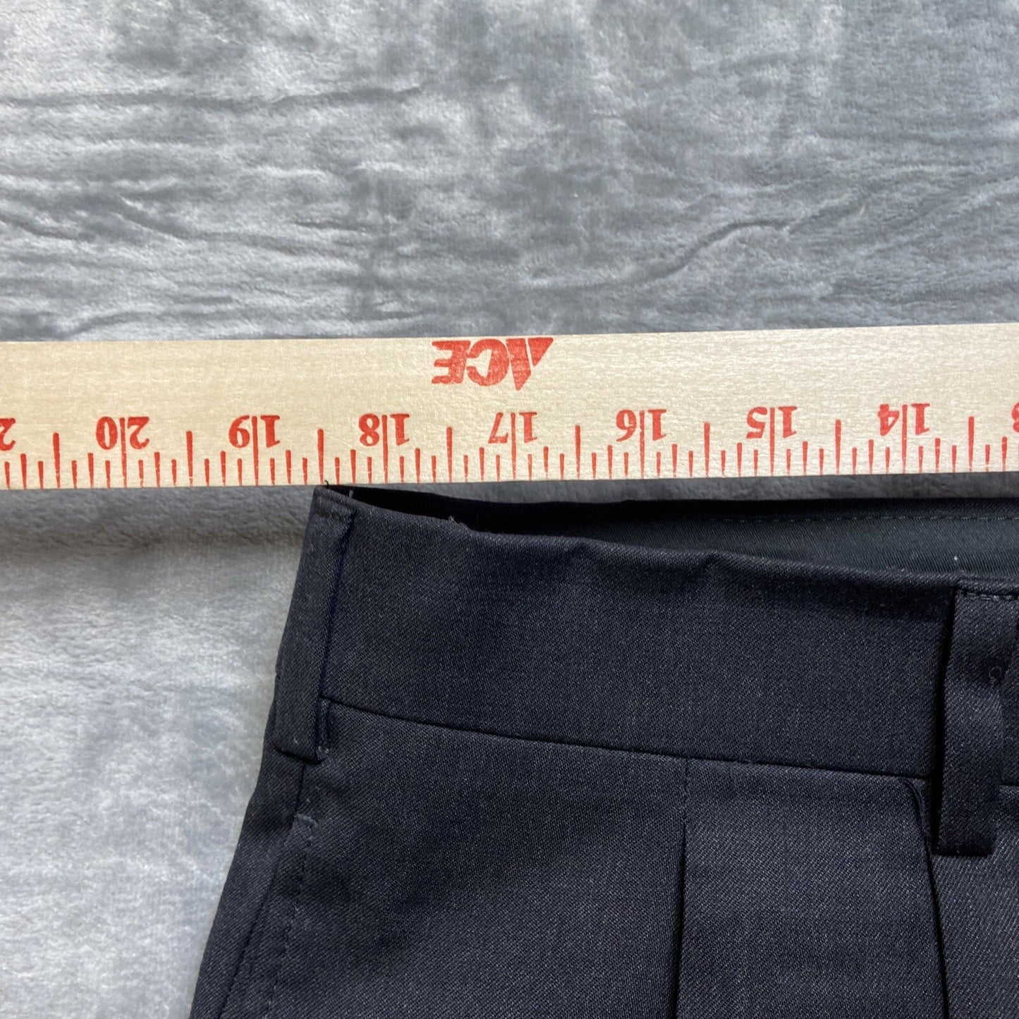 Jos. A. Bank Travelers Collection Pleated Dress Pants Men's Size 38x30 Black