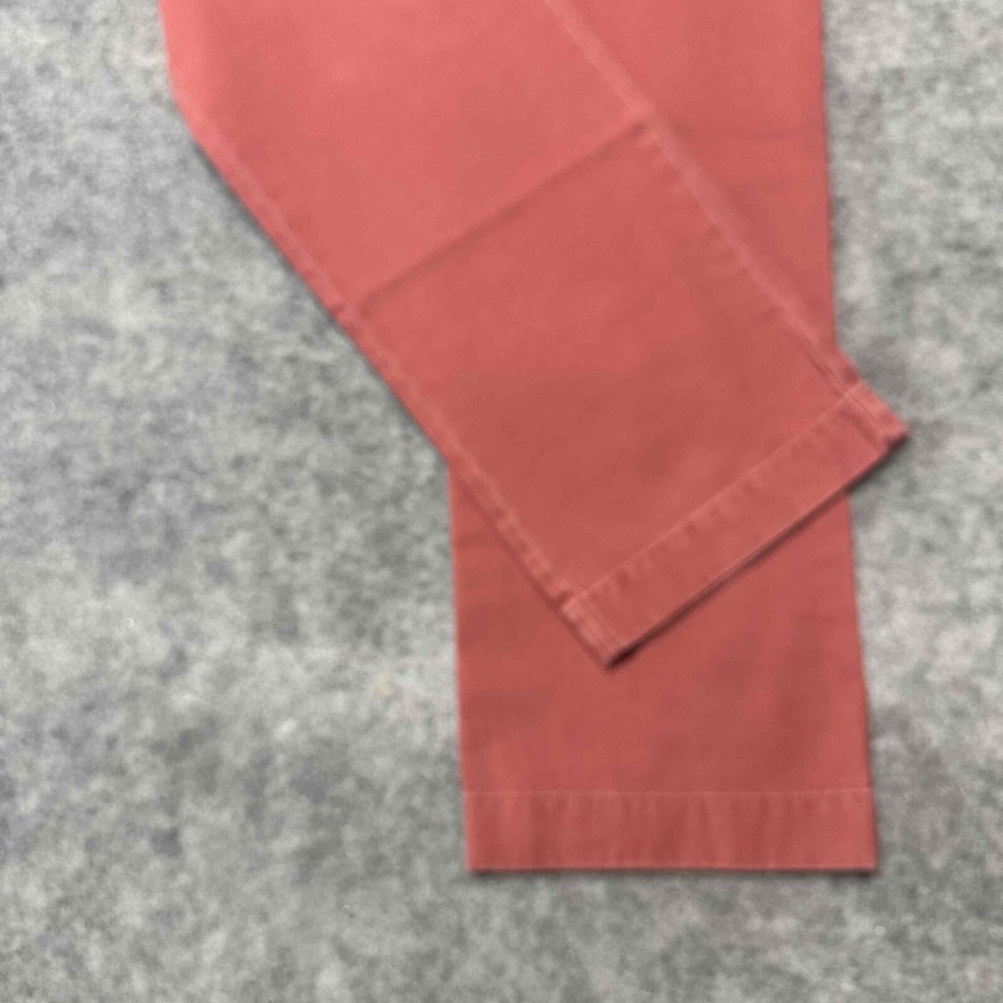 J.Crew Men's Flat Front Straight Chino Pants Size 33x32 Red