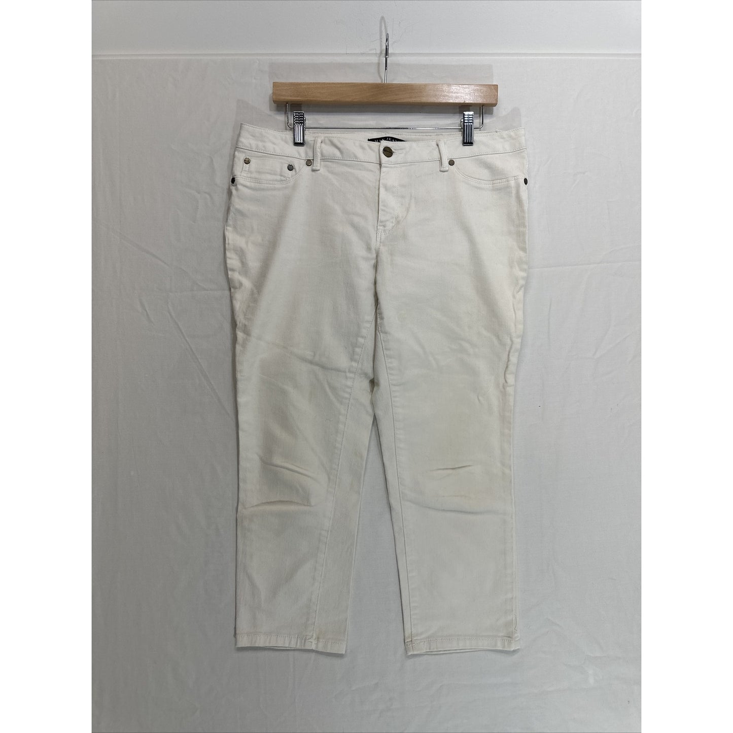 Max Jeans Women's Size 12 White Crop Denim Mid Rise Cuffed Stretch Jeans
