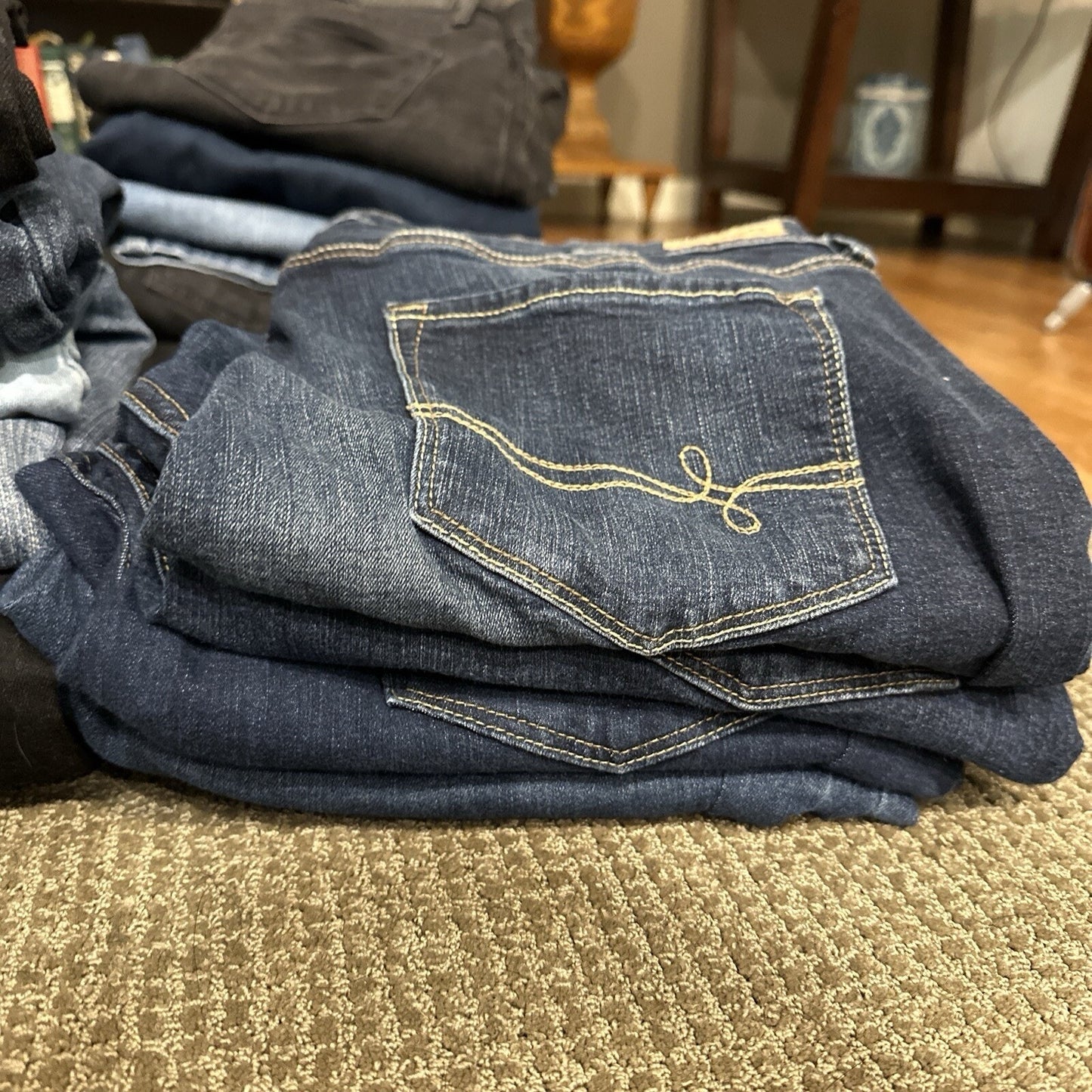Mystery Bundle of 3 Levi's Grade A Mixed Women's Jeans Size 30 / 10 All Washes