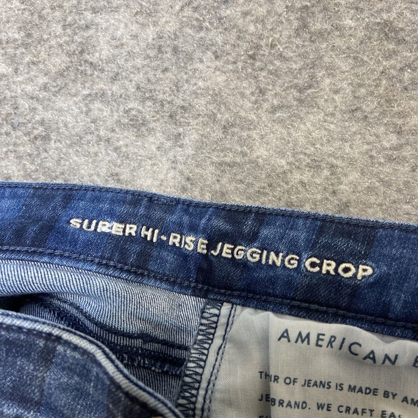 American Eagle Next Level Stretch Super Hi Rise Jegging Crop Size 2 Short Stripe