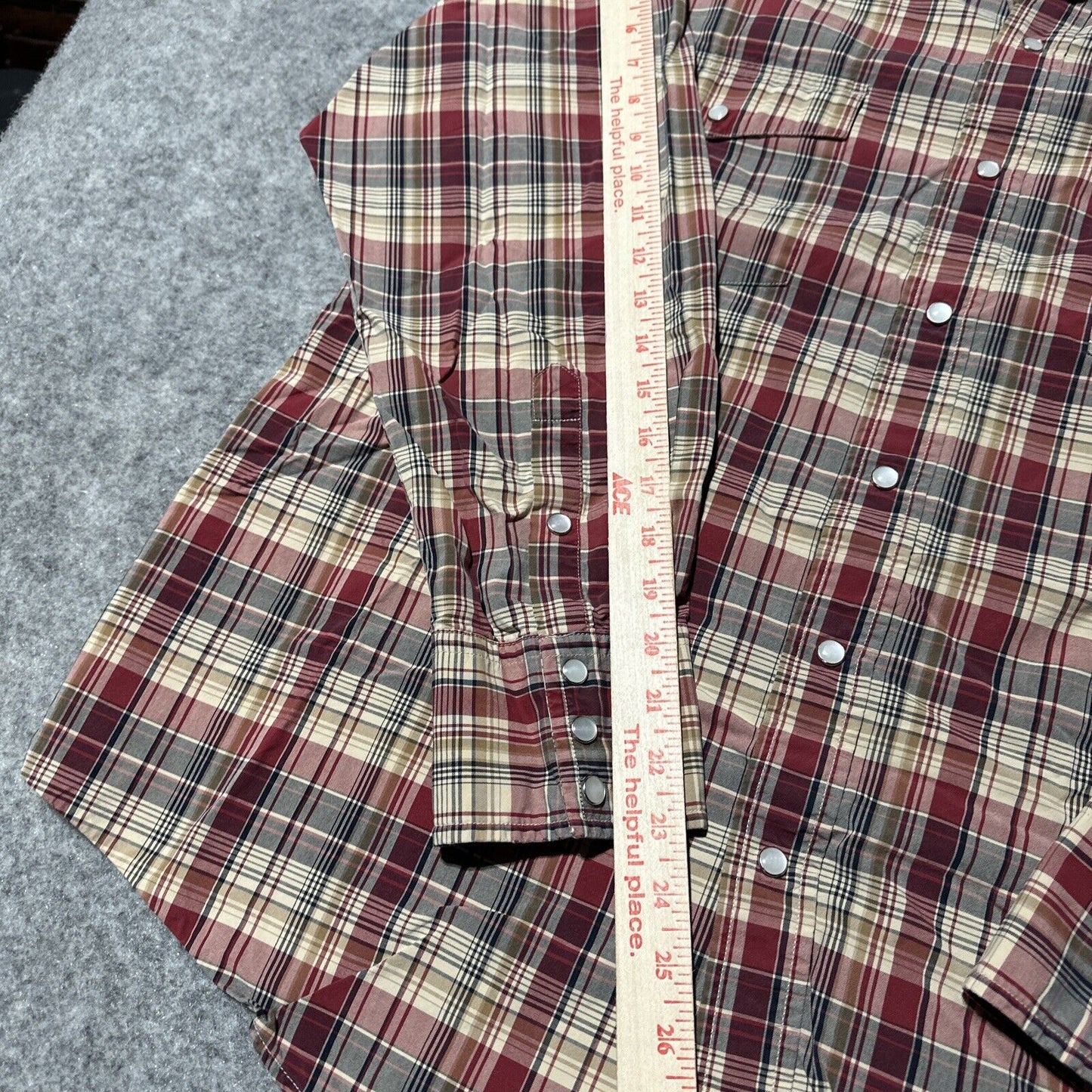 Carhartt Relaxed Fit Men's Plaid Snap Button Up Long Sleeve Shirt Size L