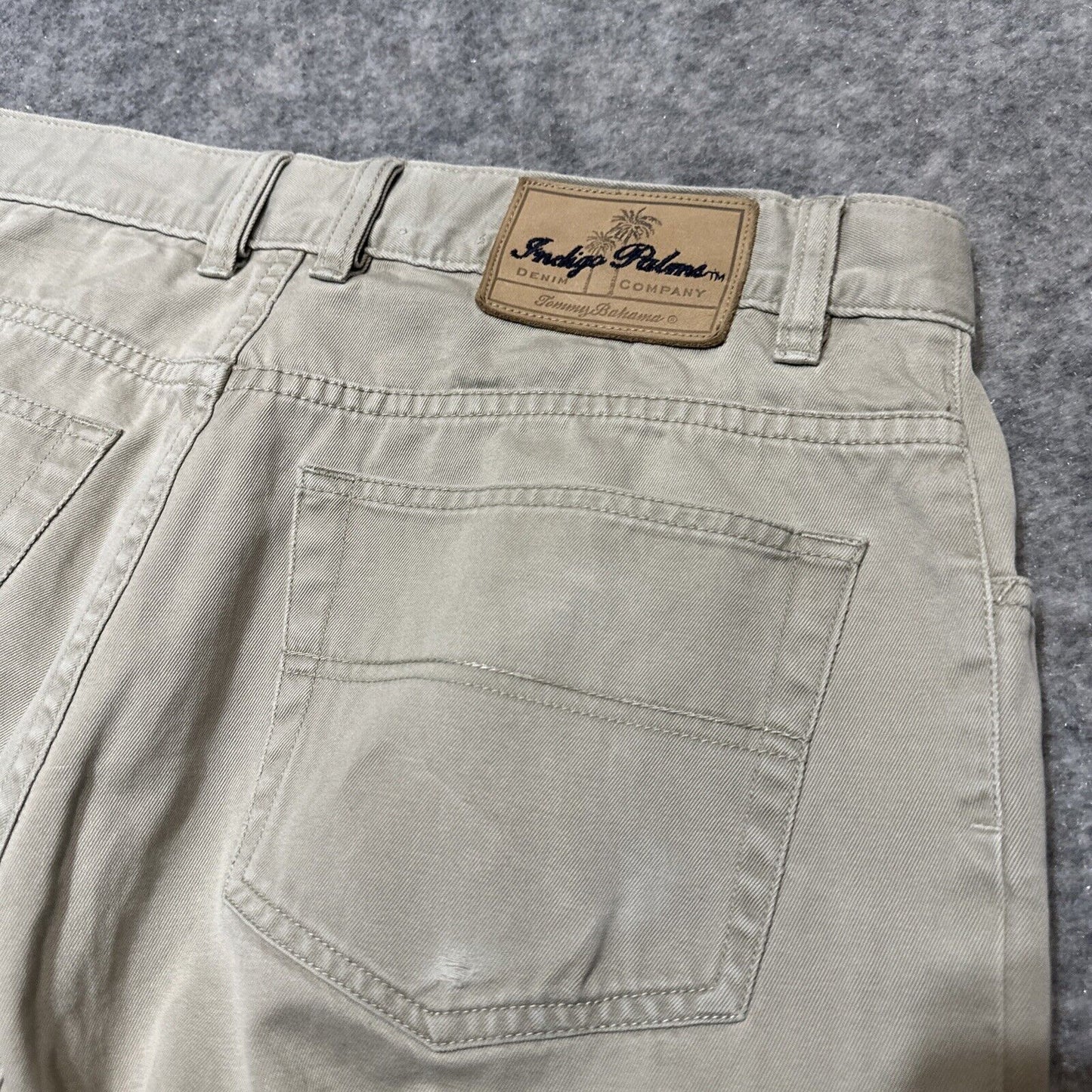 Indigo Palms Relaxed Fit Men's Straight Jeans Size 33x32 Beige Light Wash Denim
